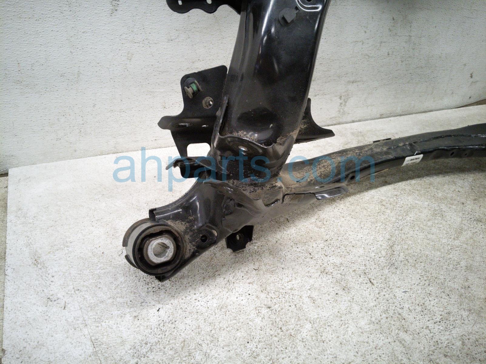2021 Tesla Model Y Crossmember Rear Sub Frame / Cradle Awd 1044580 00 D Replacement 2021 Tesla Model Y Crossmember Rear Sub Frame / Cradle Awd 1044580 00 D Replacement thumbnail