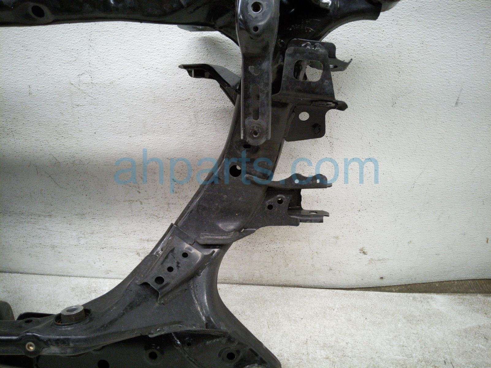 2021 Tesla Model Y Crossmember Rear Sub Frame / Cradle Awd 1044580 00 D Replacement 2021 Tesla Model Y Crossmember Rear Sub Frame / Cradle Awd 1044580 00 D Replacement thumbnail