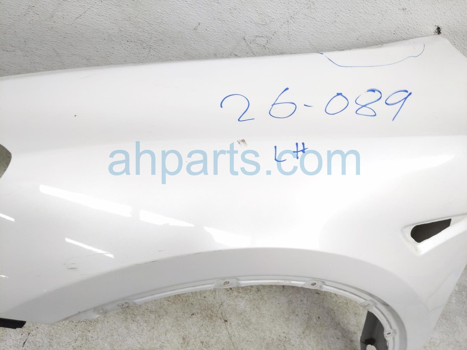 2021 Tesla Model Y Front Driver Fender White 1493451 E0 B Replacement 2021 Tesla Model Y Front Driver Fender White 1493451 E0 B Replacement thumbnail