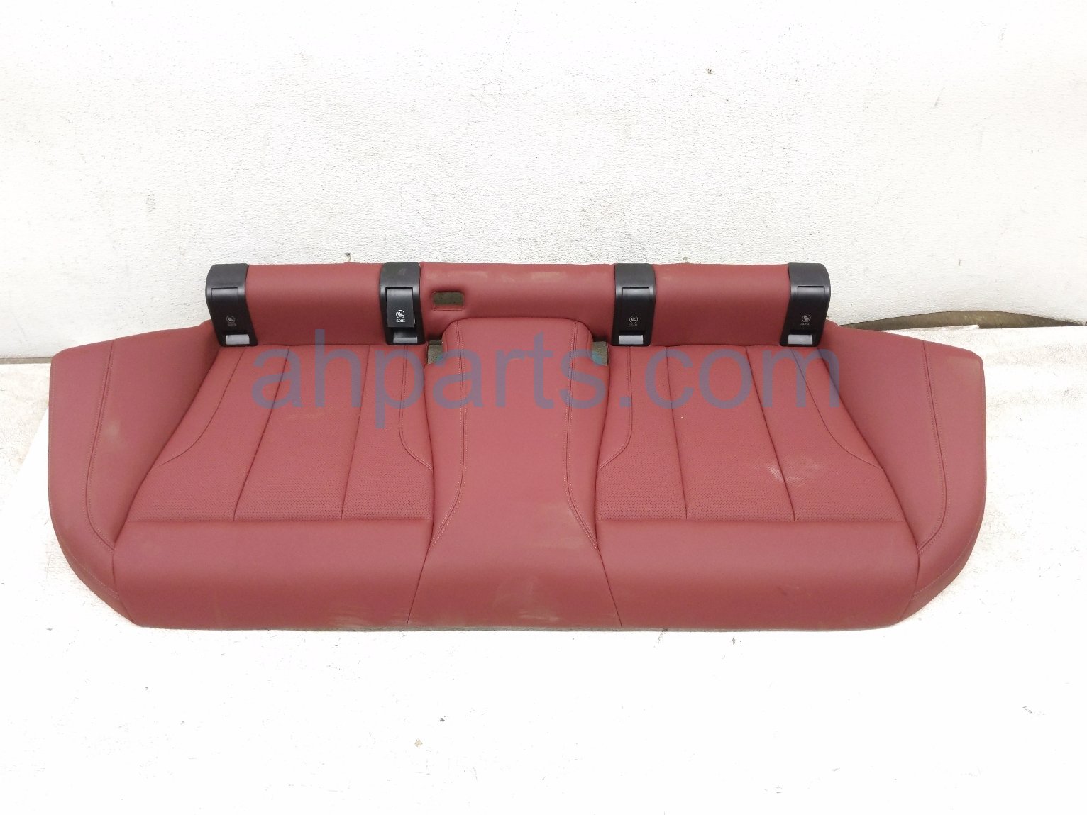 2025 BMW I4 Back (2nd Row) Rear Lower Seat Cushion Red 52 20 5 A0D 0E5 Replacement 2025 BMW I4 Back (2nd Row) Rear Lower Seat Cushion Red 52 20 5 A0D 0E5 Replacement thumbnail