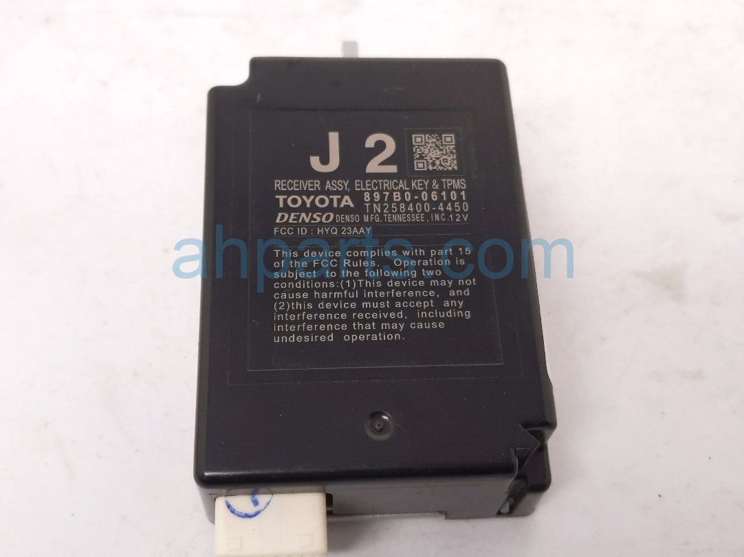 2020 Toyota Camry Keys & Tpms Receiver Rear Passenger 897B0 06101 Replacement 2020 Toyota Camry Keys & Tpms Receiver Rear Passenger 897B0 06101 Replacement thumbnail