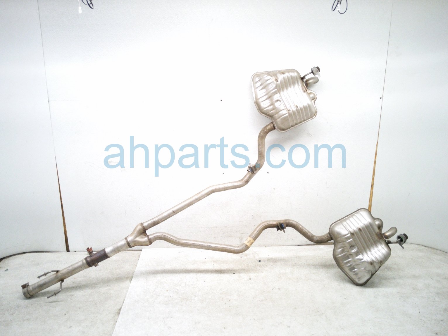 $995 Ford REAR DUAL EXHAUST MUFFLER -2.3L AWD*
