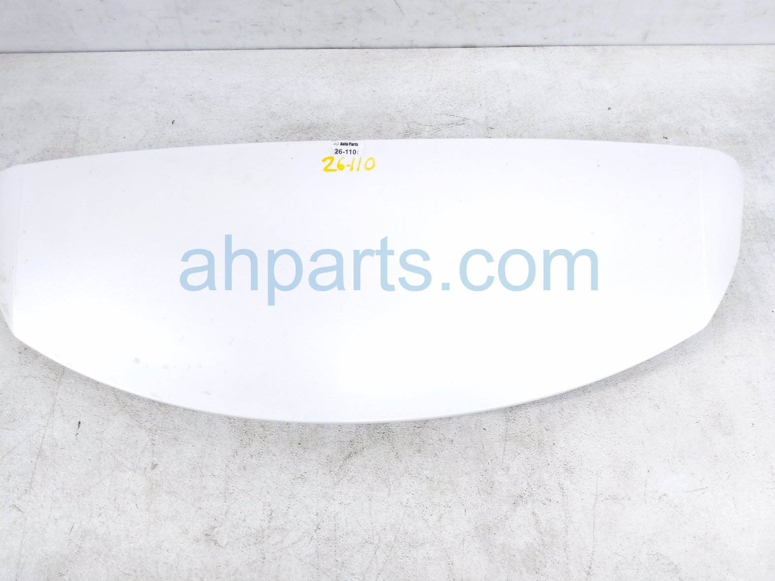Lexus REAR SPOILER ASSY - WHITE