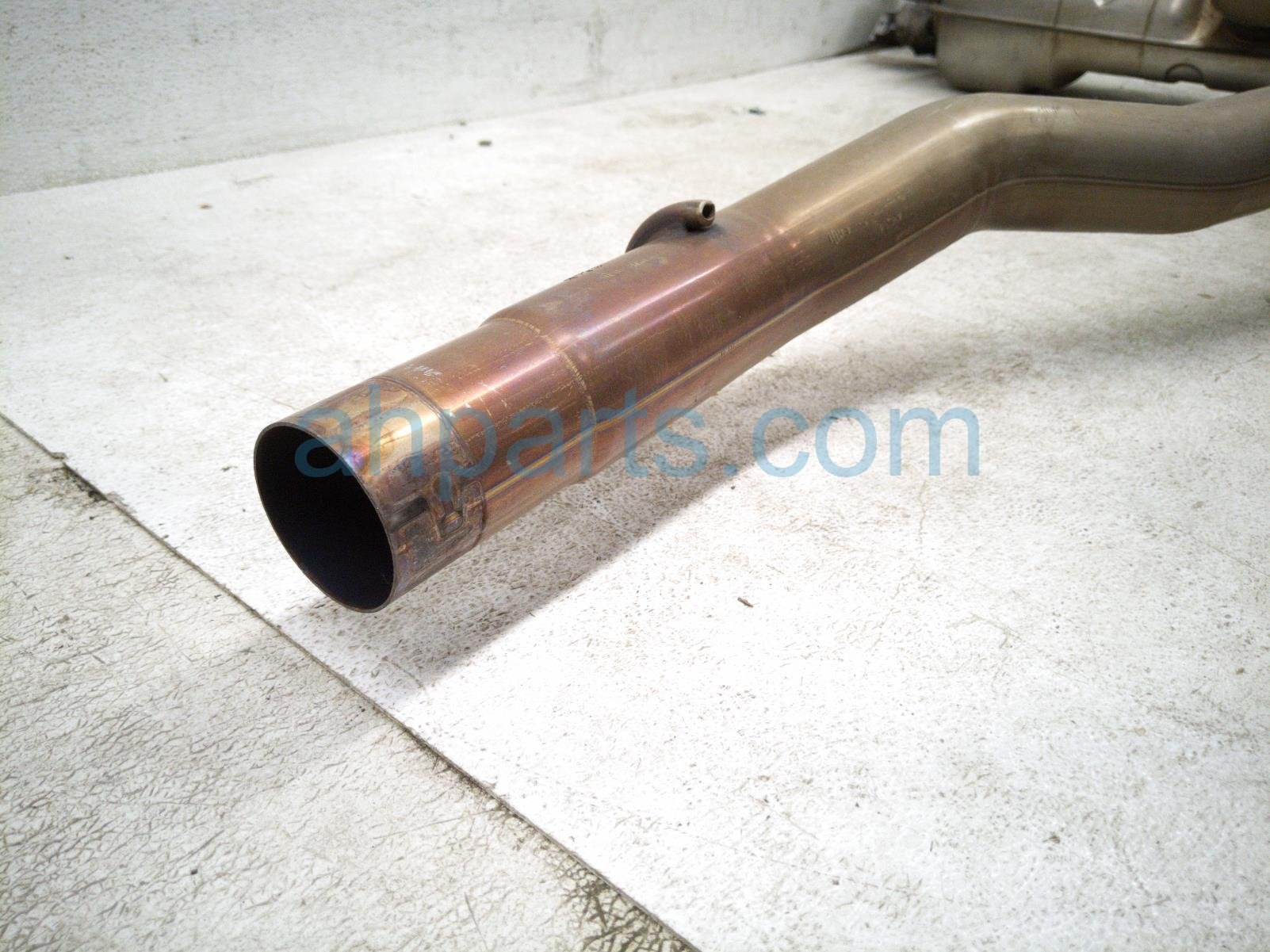 2023 Volkswagen Golf Rear Exhaust Muffler W/quad Tips 5H6 253 181 BF Replacement 2023 Volkswagen Golf Rear Exhaust Muffler W/quad Tips 5H6 253 181 BF Replacement thumbnail