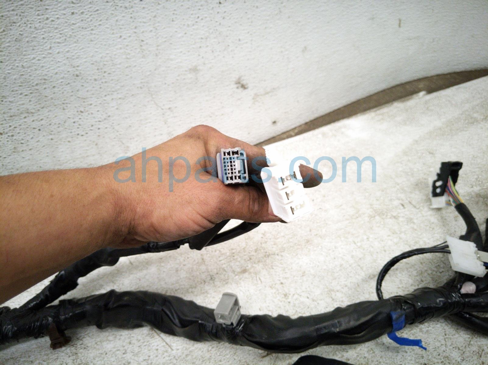 2025 Subaru Forester Engine Room Wire Harness 2.5l Awd 81402SL080 Replacement 2025 Subaru Forester Engine Room Wire Harness 2.5l Awd 81402SL080 Replacement thumbnail