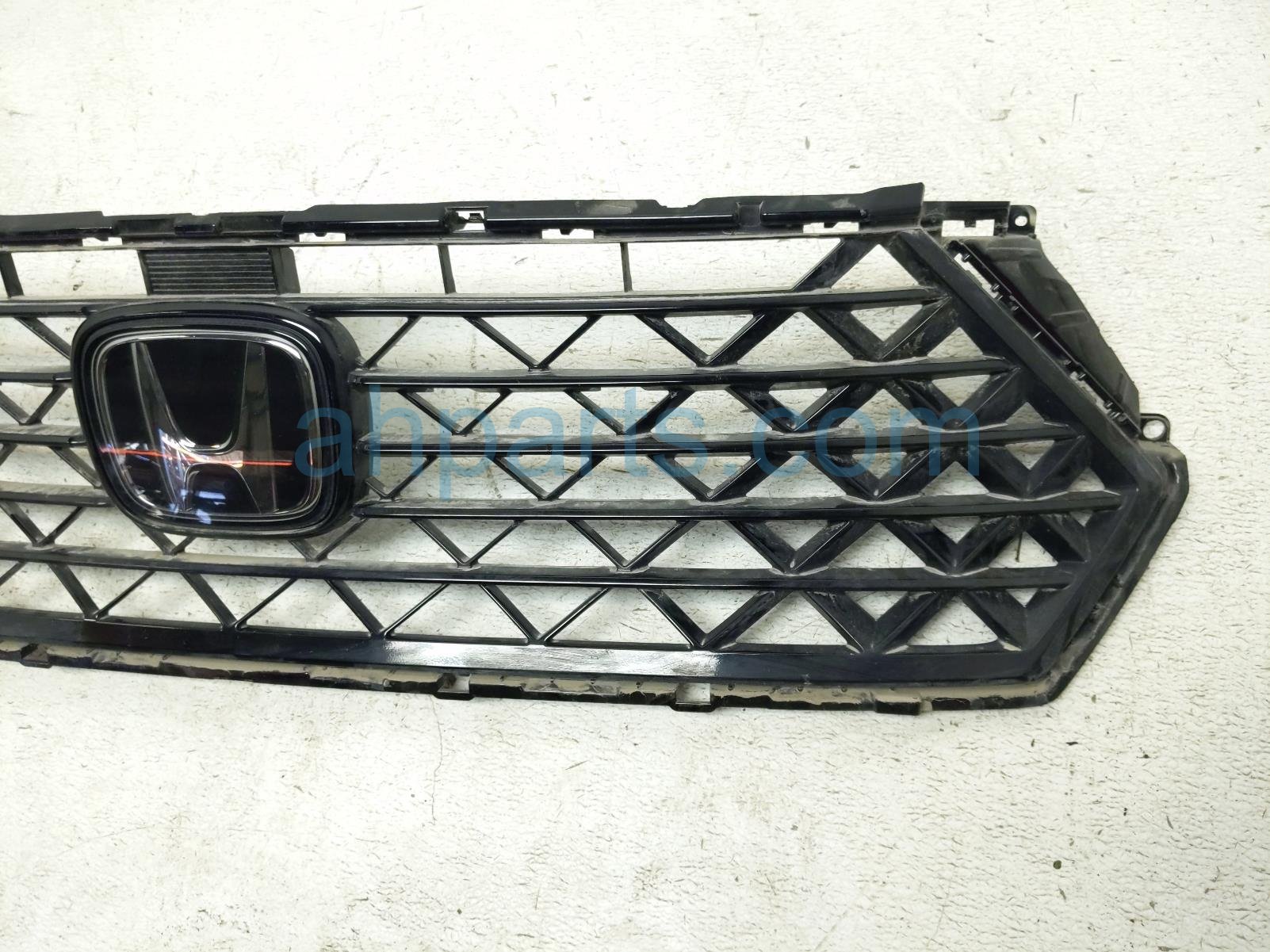 2024 Honda Accord Upper Grille W/emblem 71200 30A A01 Replacement 2024 Honda Accord Upper Grille W/emblem 71200 30A A01 Replacement thumbnail