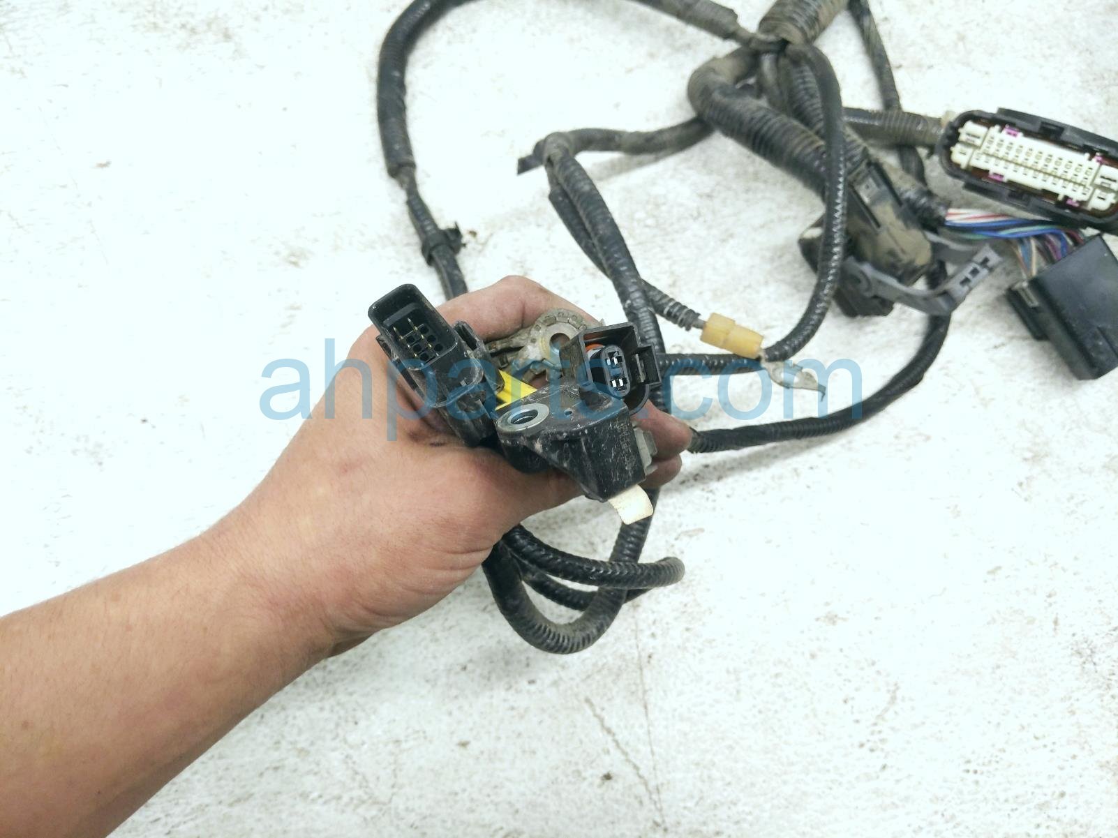2023 Honda Ridgeline Passenger Eng Room Harness W/fuse 3.5l Awd 3210A T6Z AK0 Replacement 2023 Honda Ridgeline Passenger Eng Room Harness W/fuse 3.5l Awd 3210A T6Z AK0 Replacement thumbnail