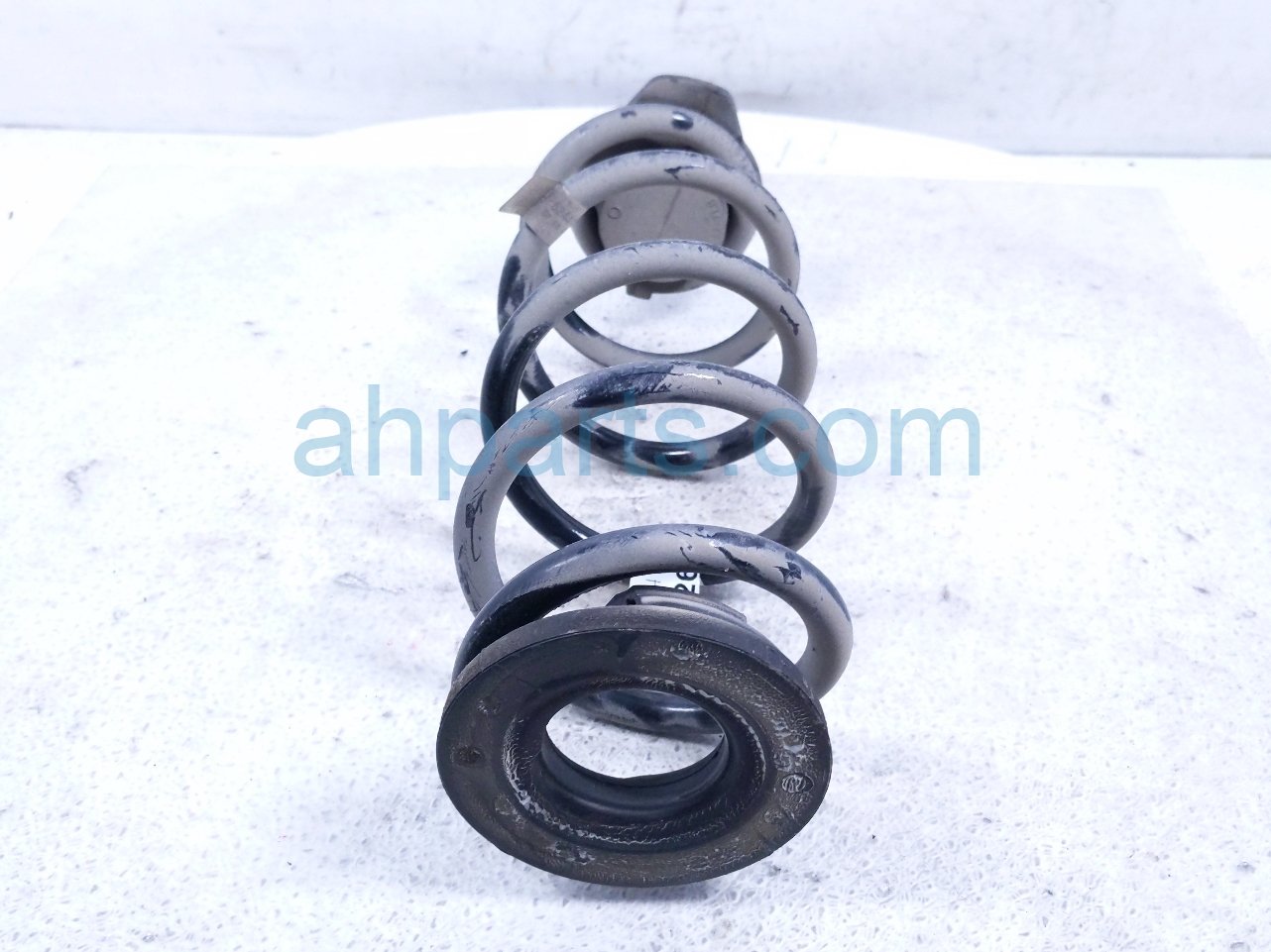 2024 Honda Accord Strut / / Shock Absorber Rear Driver Coil Spring Sport 2.0l 52441 30A A71 Replacement 2024 Honda Accord Strut / / Shock Absorber Rear Driver Coil Spring Sport 2.0l 52441 30A A71 Replacement thumbnail