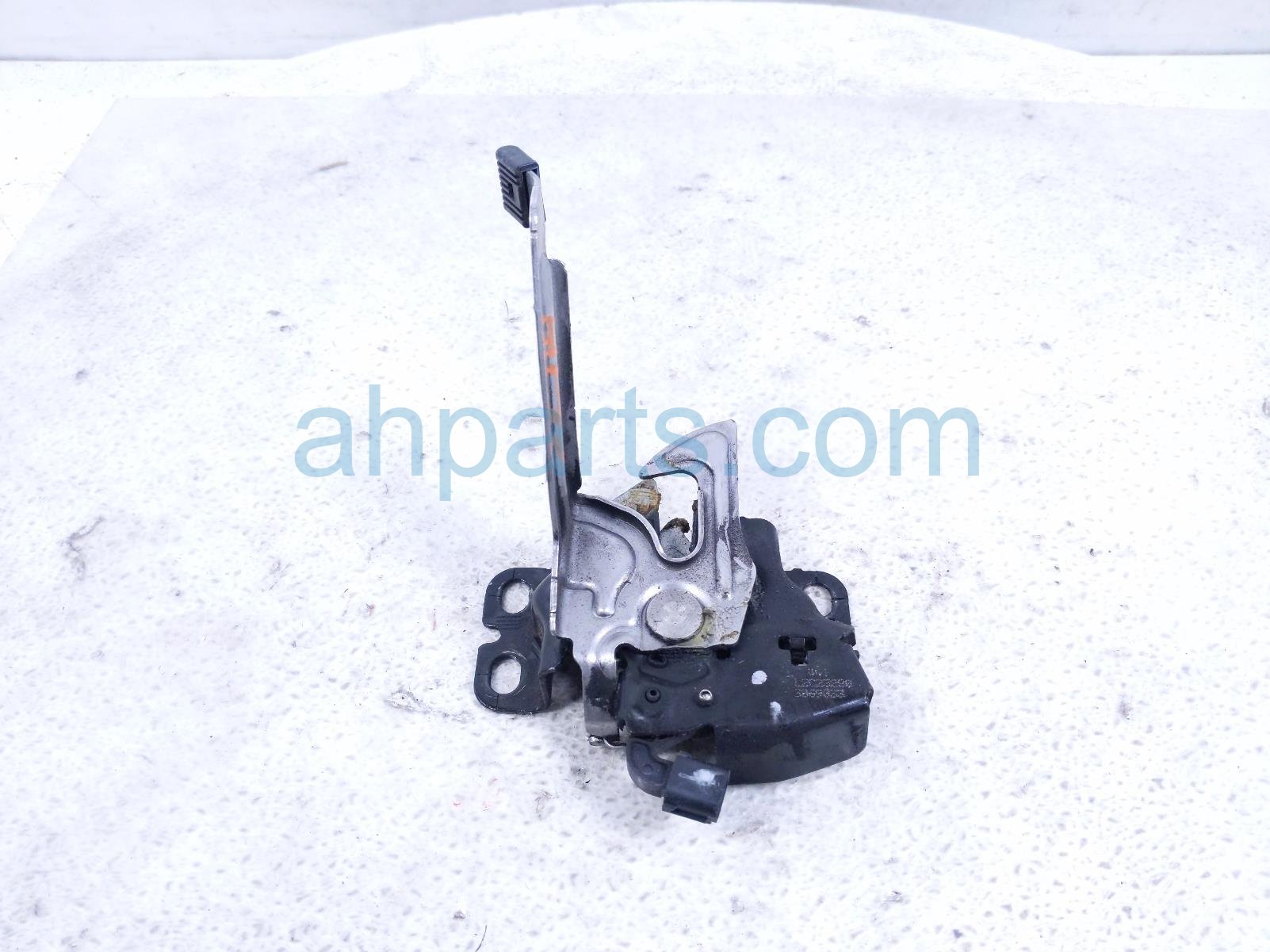 Honda HOOD LOCK / LATCH ASSY