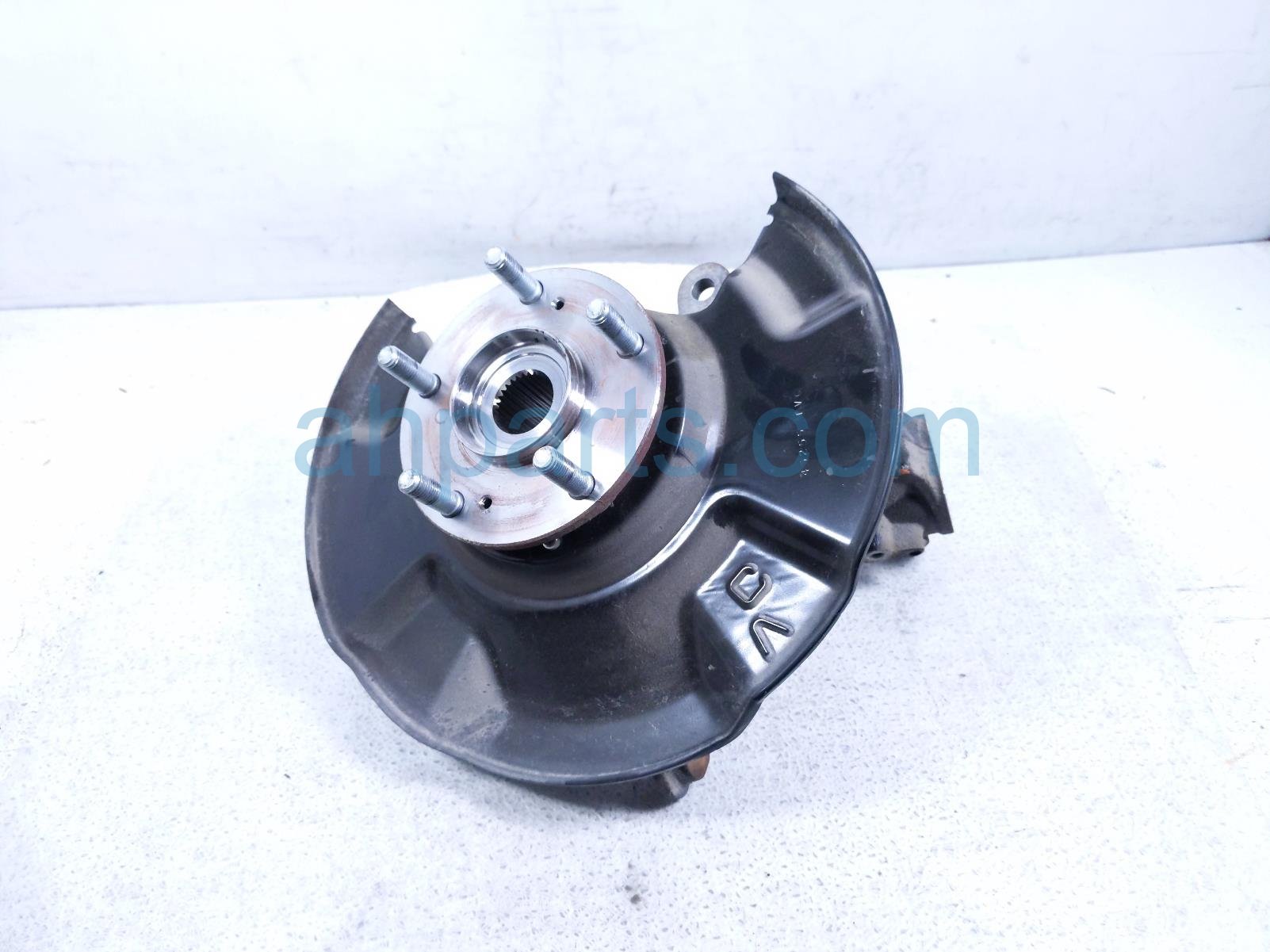 Honda FR/LH SPINDLE KNUCKLE HUB