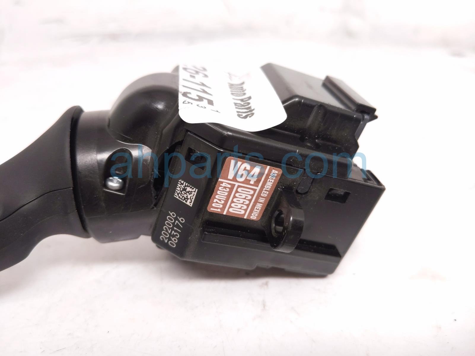 2020 Toyota Camry Combo Headlamp / Signal Column Switch Driver 90080 15079 Replacement 2020 Toyota Camry Combo Headlamp / Signal Column Switch Driver 90080 15079 Replacement thumbnail