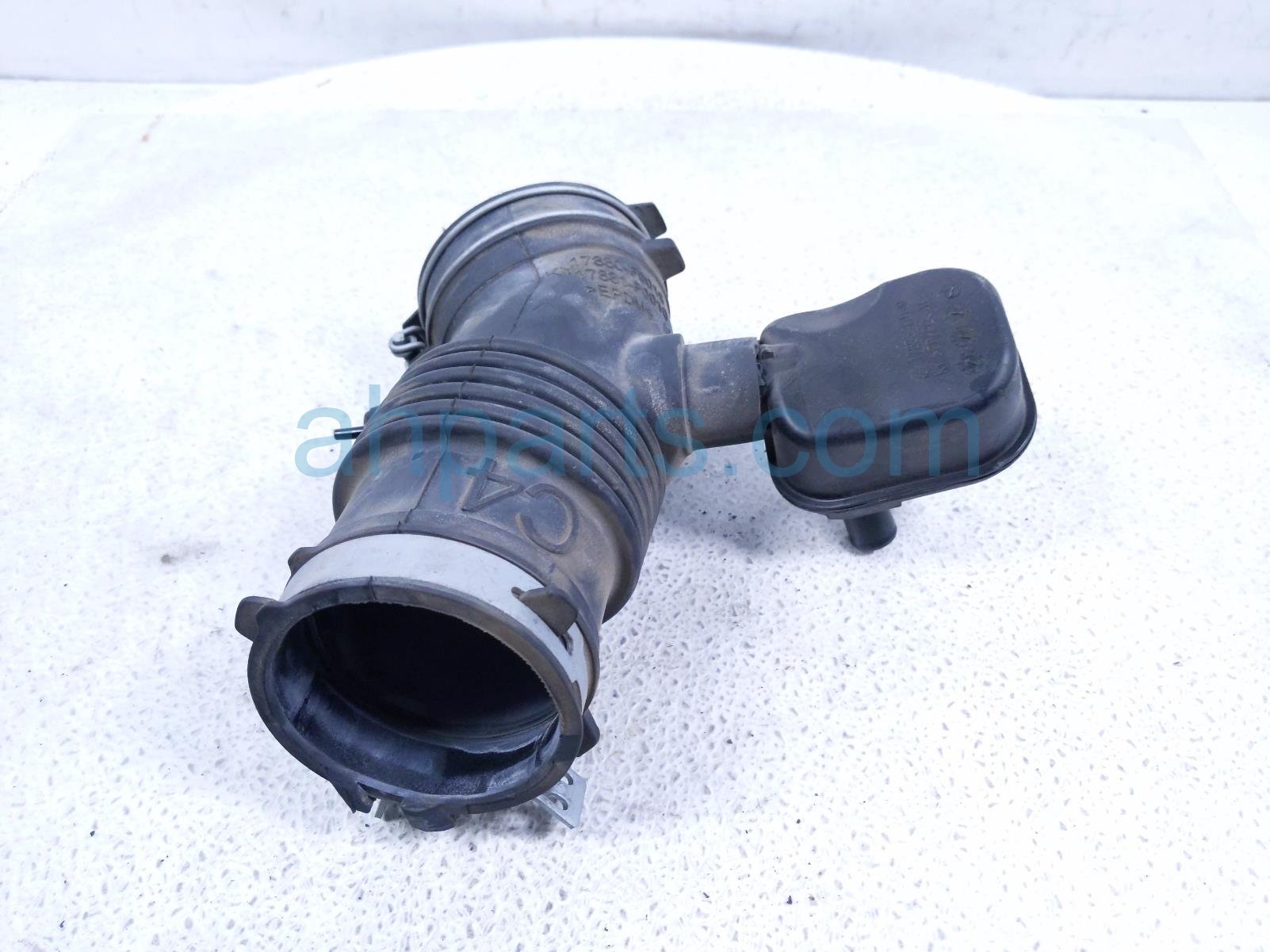 2020 Toyota Camry Air Cleaner Intake Tube W/resonator 17881 F0010 Replacement 2020 Toyota Camry Air Cleaner Intake Tube W/resonator 17881 F0010 Replacement thumbnail