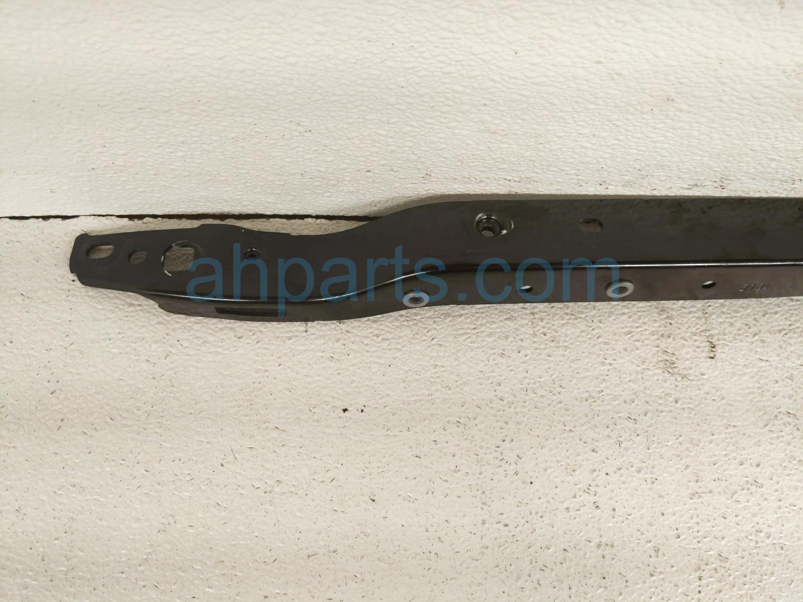 2025 BMW I4 Bumper Reinforcement Bar / Beam Front Upper Radiator Support 51 64 5 A05 B94 Replacement 2025 BMW I4 Bumper Reinforcement Bar / Beam Front Upper Radiator Support 51 64 5 A05 B94 Replacement thumbnail