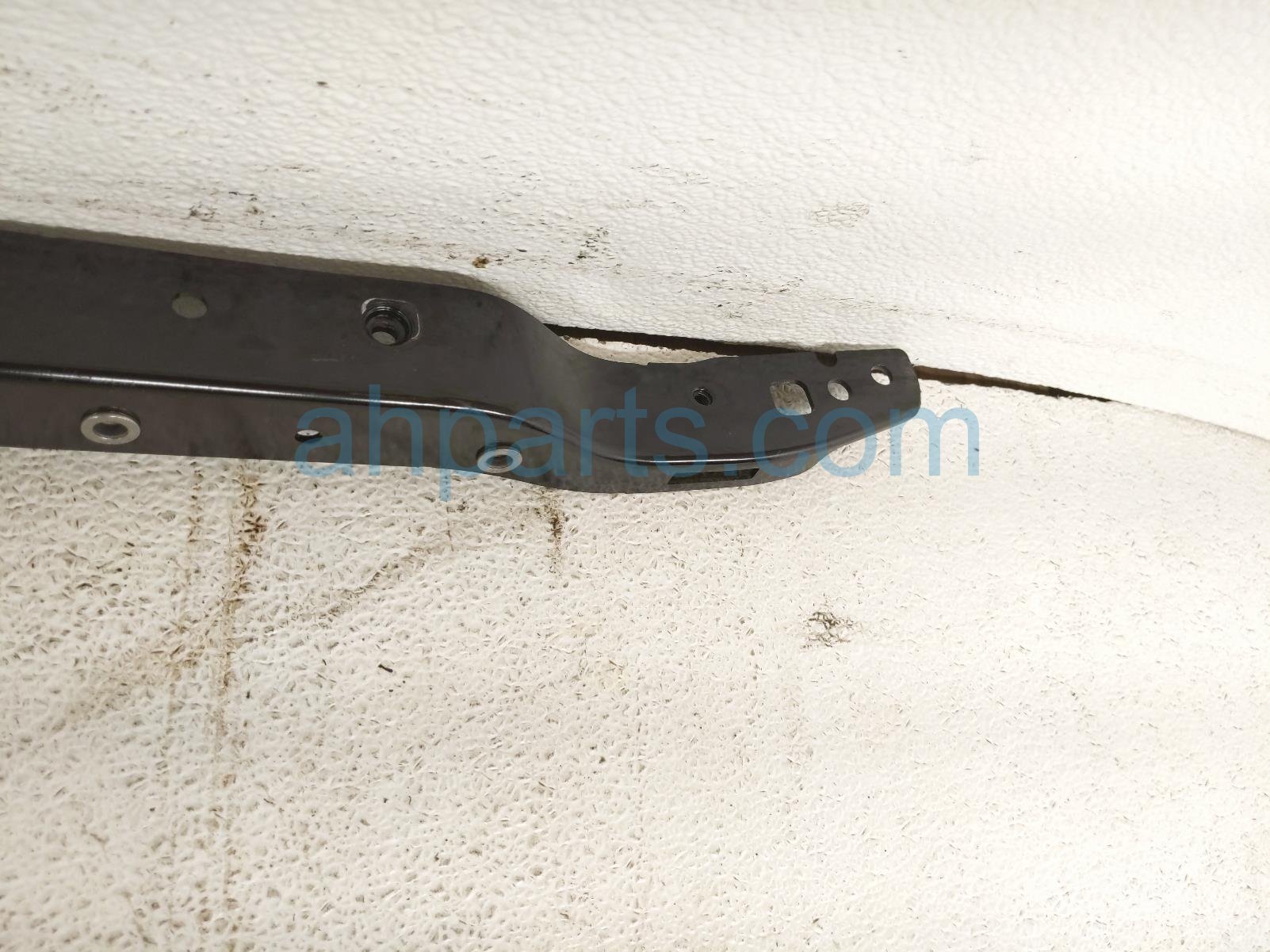 2025 BMW I4 Bumper Reinforcement Bar / Beam Front Upper Radiator Support 51 64 5 A05 B94 Replacement 2025 BMW I4 Bumper Reinforcement Bar / Beam Front Upper Radiator Support 51 64 5 A05 B94 Replacement thumbnail