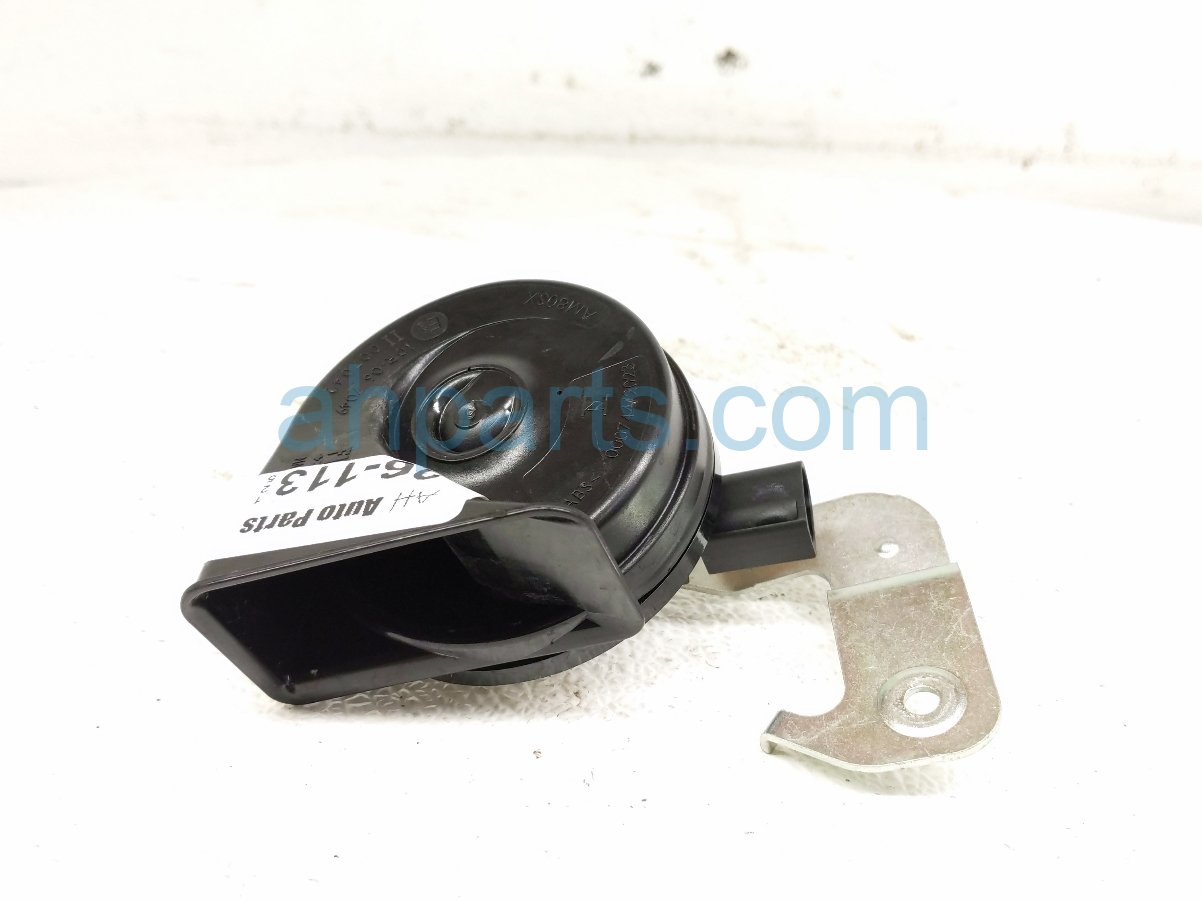 2025 BMW I4 High Pitch Note Horn Passenger 61 33 9 466 246 Replacement 2025 BMW I4 High Pitch Note Horn Passenger 61 33 9 466 246 Replacement thumbnail
