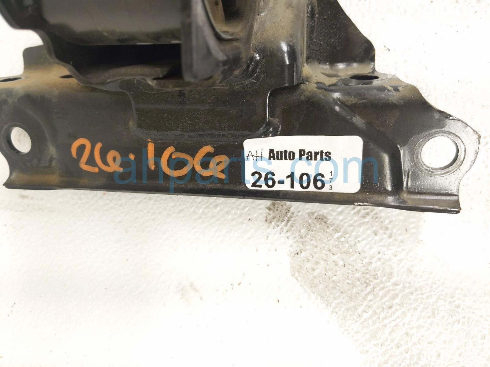 2021 Toyota Corolla Engine/motor Driver Engine Mount Brkt 1.8l Le Sdn 12372 0T620 Replacement 2021 Toyota Corolla Engine/motor Driver Engine Mount Brkt 1.8l Le Sdn 12372 0T620 Replacement thumbnail