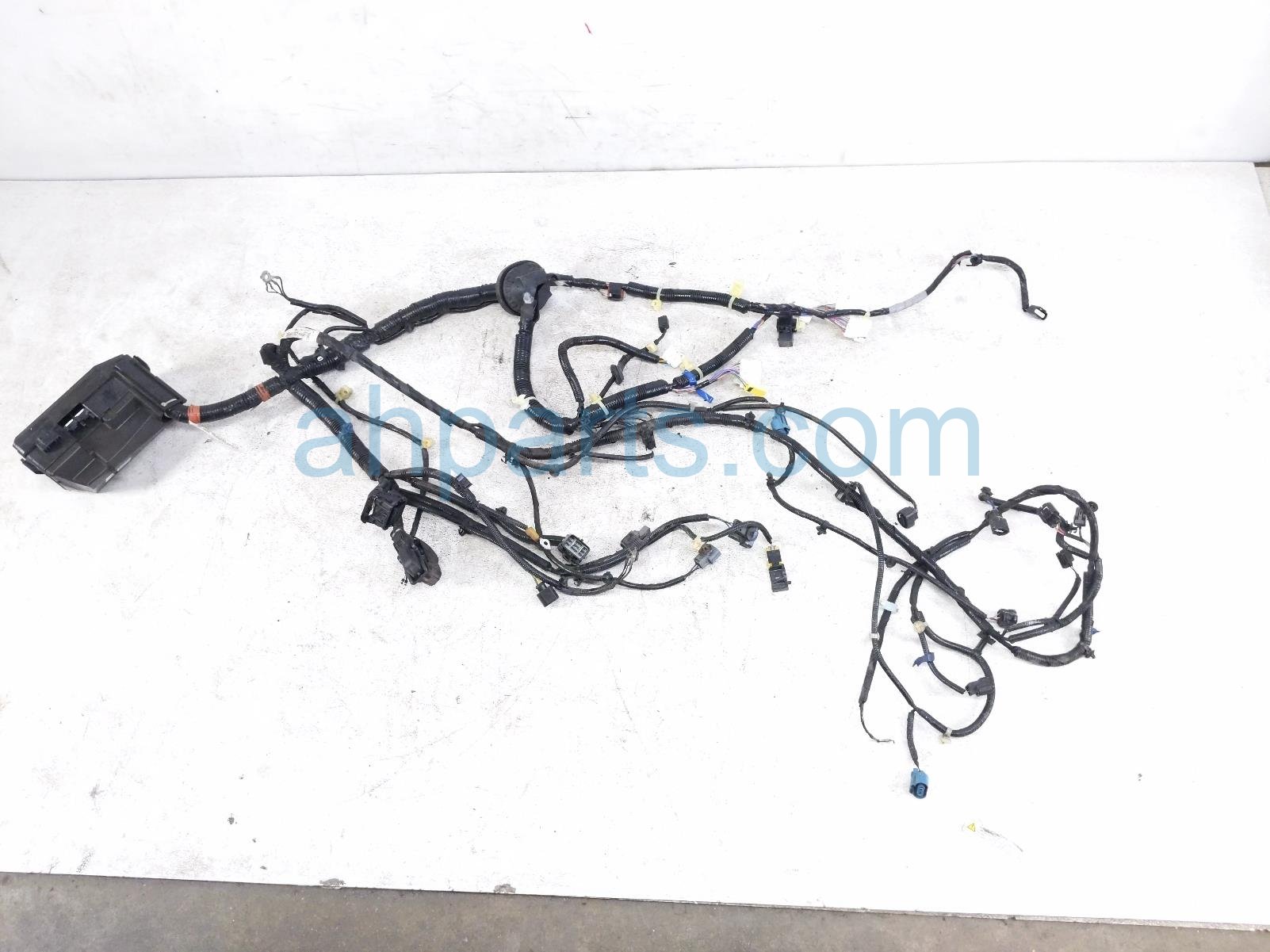 Passenger ENG ROOM HARNESS W/FUSE-3.5L AWD