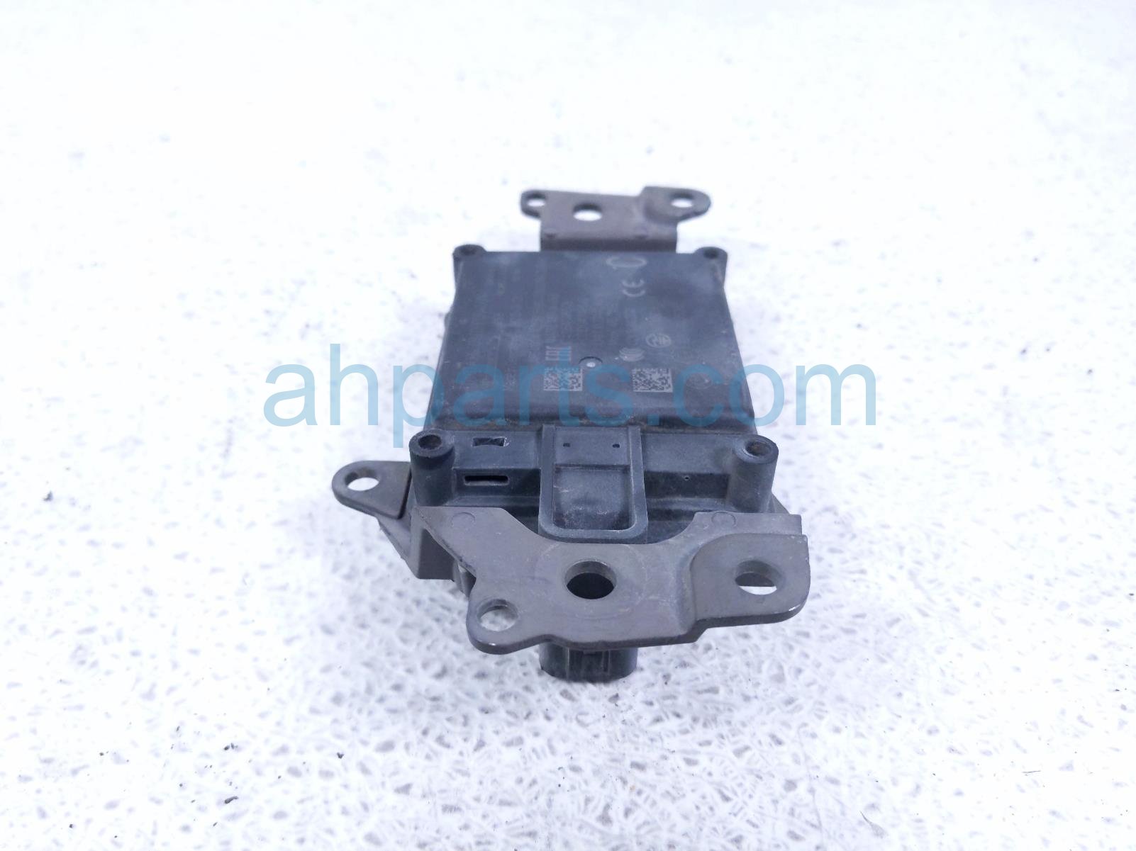 2020 Toyota Camry Front Distance Radar Sensor le 88210 06120 Replacement 2020 Toyota Camry Front Distance Radar Sensor le 88210 06120 Replacement thumbnail