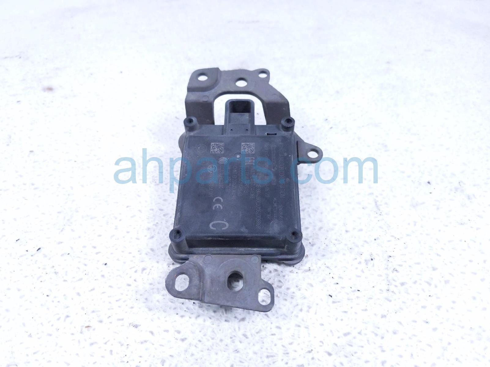2020 Toyota Camry Front Distance Radar Sensor le 88210 06120 Replacement 2020 Toyota Camry Front Distance Radar Sensor le 88210 06120 Replacement thumbnail