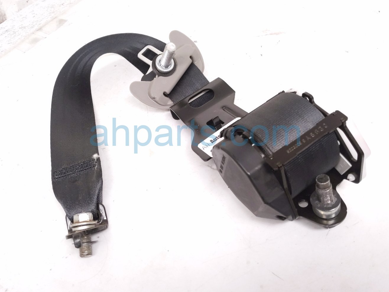 Honda 3RD ROW RH BELT RETRACTOR - BLK