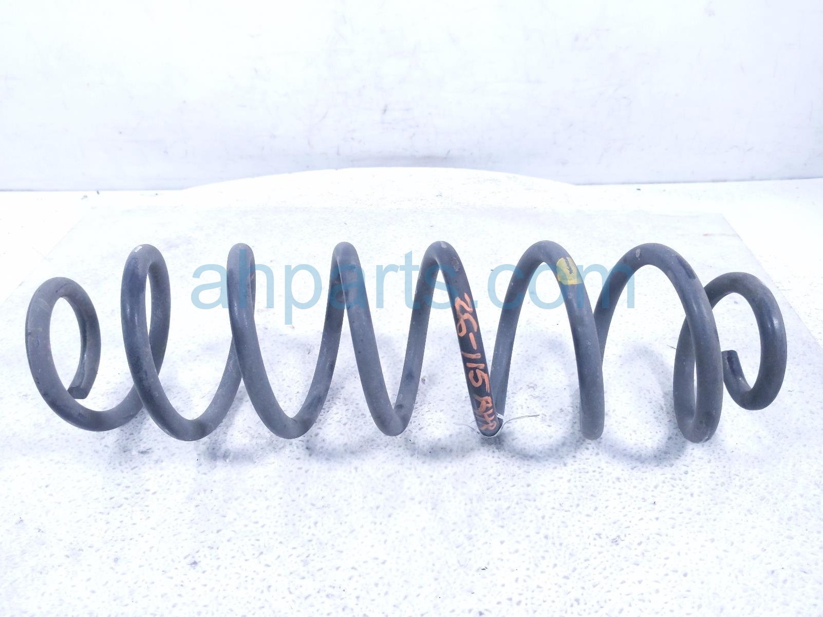 Toyota RR/RH COIL SPRING - 2.5L Toyota RR/RH COIL SPRING - 2.5L