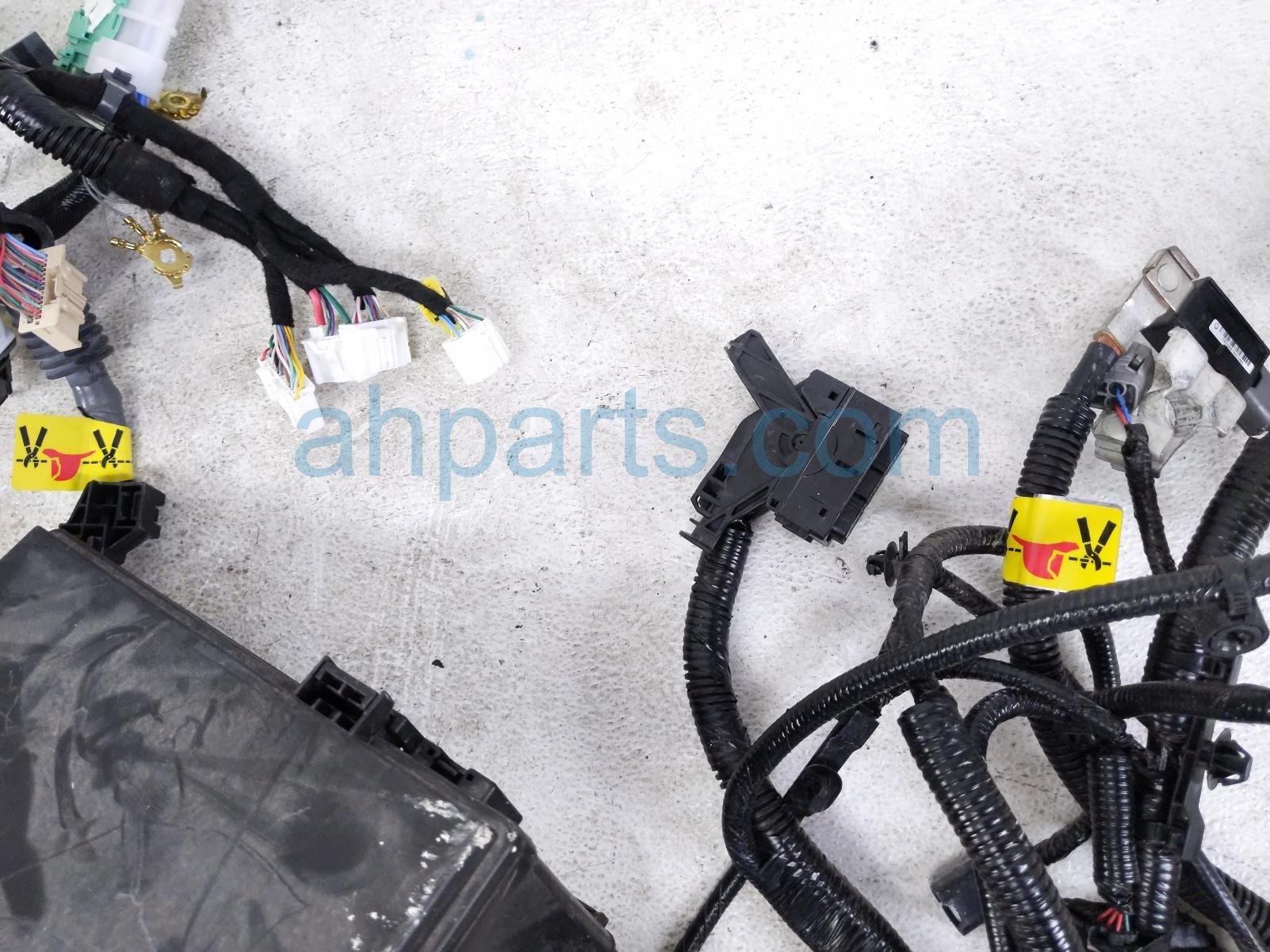 2024 Honda Accord Engine Room Harness W/fuse Hyb Exl 32200 30B A10 Replacement 2024 Honda Accord Engine Room Harness W/fuse Hyb Exl 32200 30B A10 Replacement thumbnail