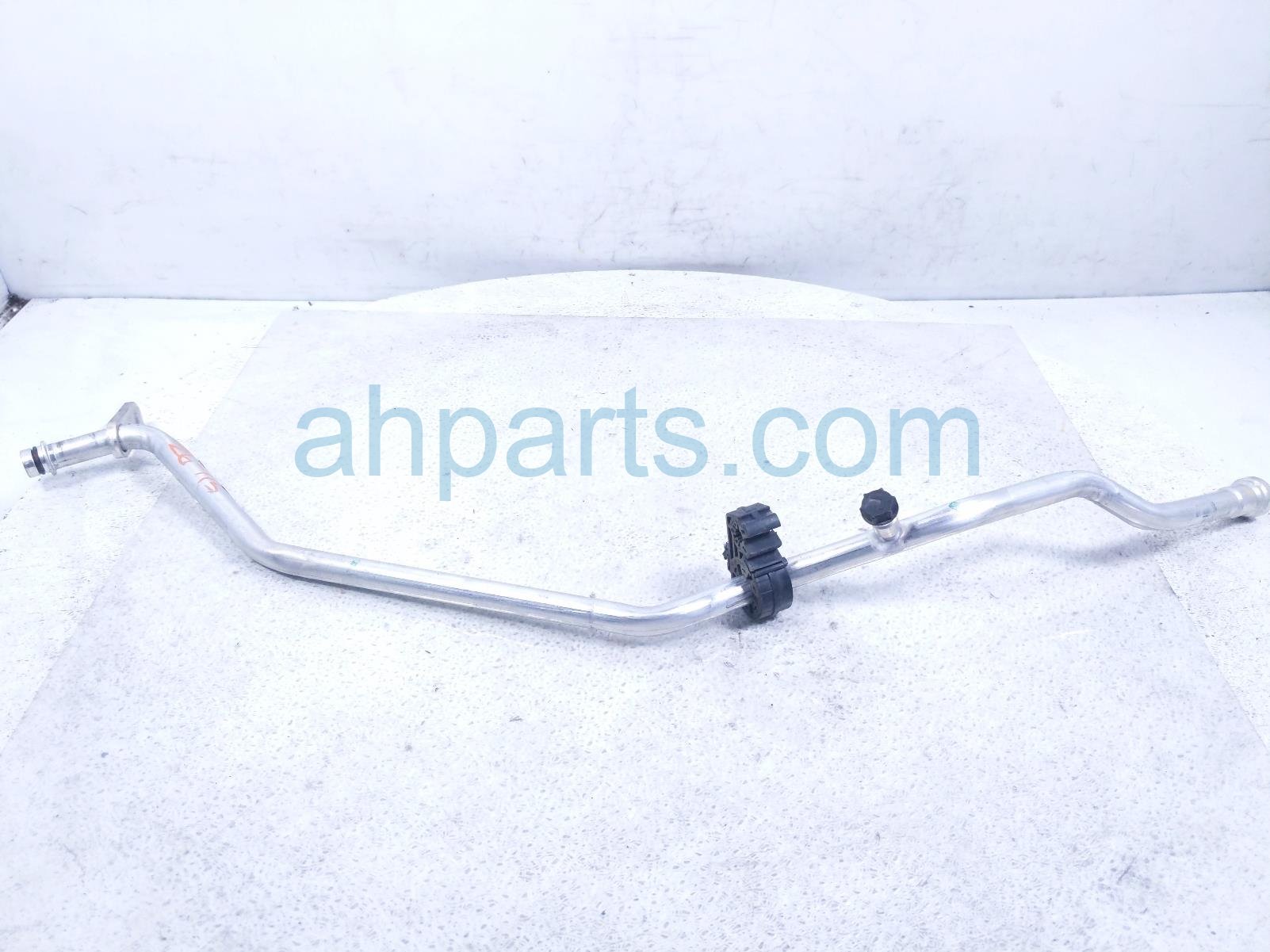 Toyota A/C SUCTION PIPE + HOSE ASSY - 2.5L Toyota A/C SUCTION PIPE + HOSE ASSY - 2.5L