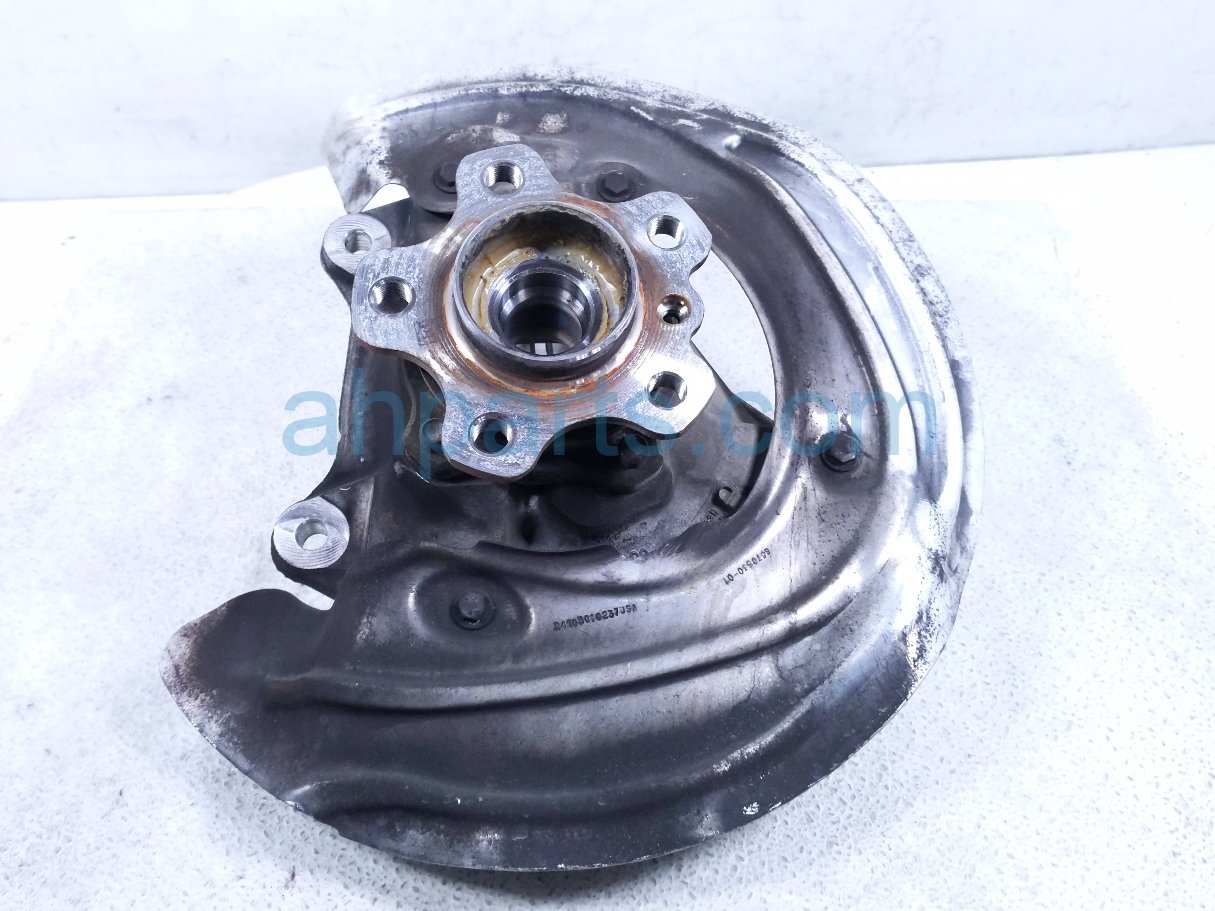 BMW FR/RH SPINDLE KNUCKLE HUB - AWD