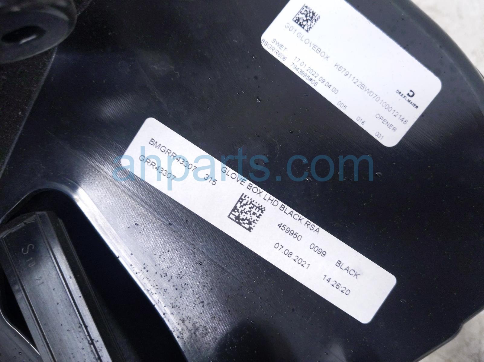 2022 BMW X3 Glove Compartment Box Black 51 16 7 941 045 Replacement 2022 BMW X3 Glove Compartment Box Black 51 16 7 941 045 Replacement thumbnail