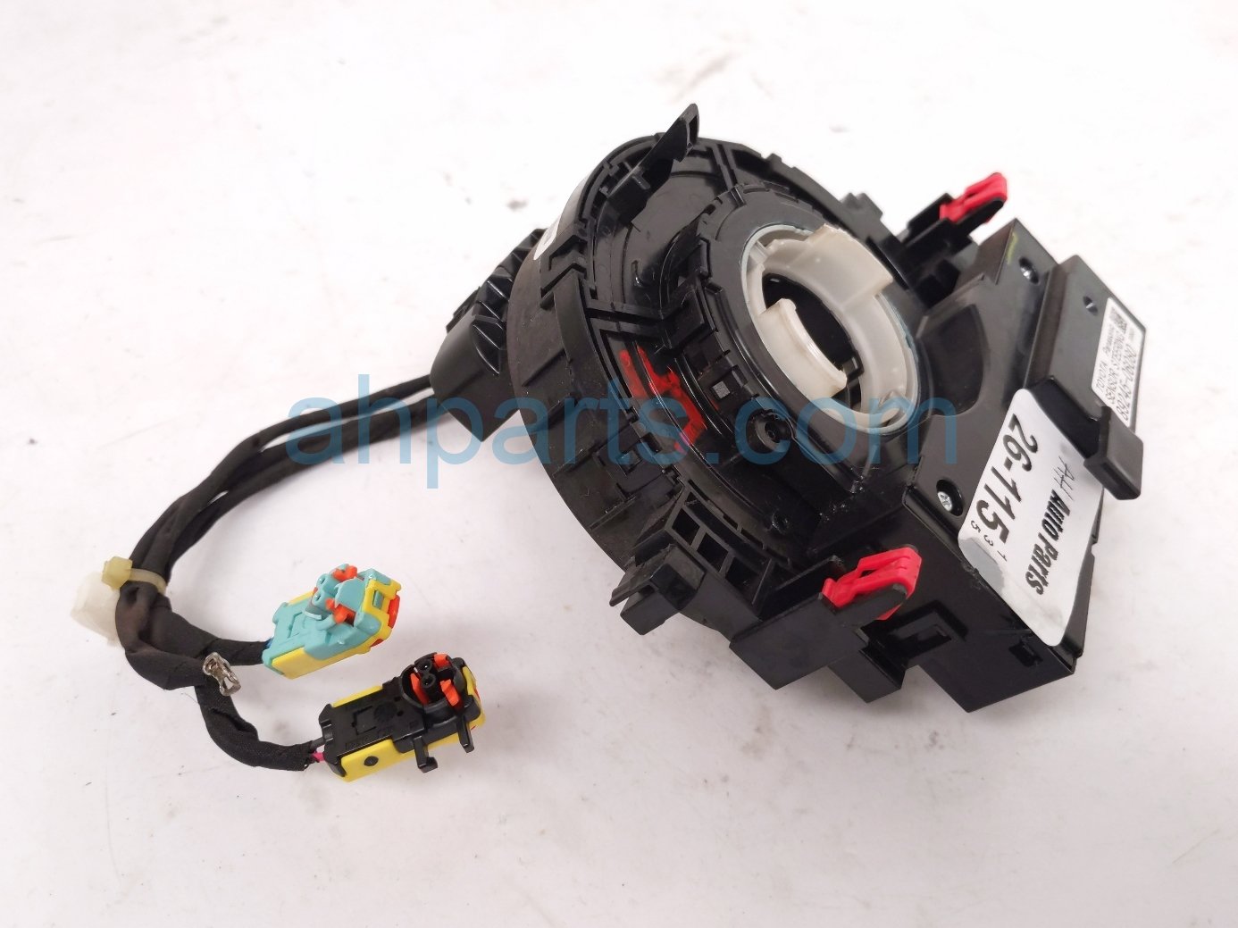 Toyota CLOCK SPRING REEL ASSY - LE 2.5L