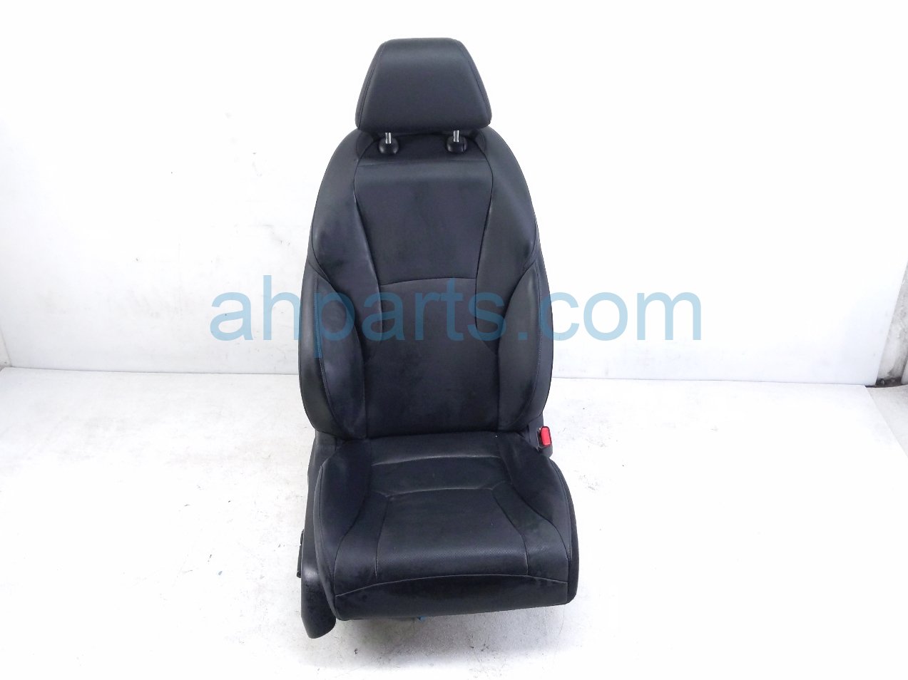 Honda FR/RH SEAT - BLACK - W/O AIRBAG