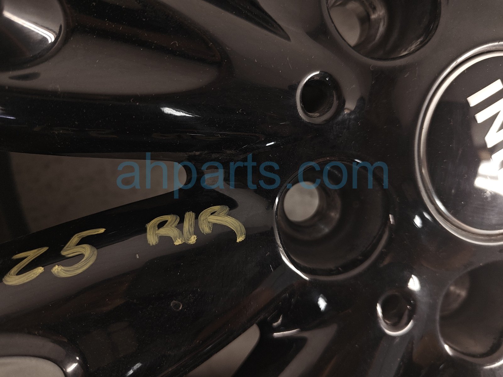 2017 BMW Mini Cooper Rear Passenger Wheel / Rim 36 11 6 855 111 Replacement 2017 BMW Mini Cooper Rear Passenger Wheel / Rim 36 11 6 855 111 Replacement thumbnail