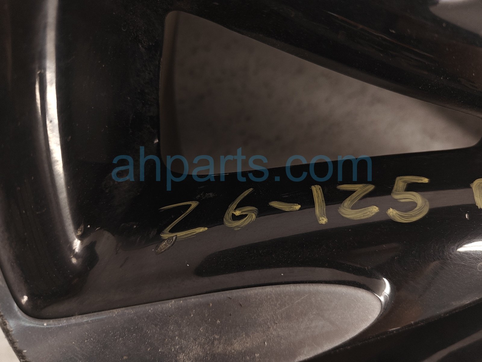 2017 BMW Mini Cooper Rear Passenger Wheel / Rim 36 11 6 855 111 Replacement 2017 BMW Mini Cooper Rear Passenger Wheel / Rim 36 11 6 855 111 Replacement thumbnail
