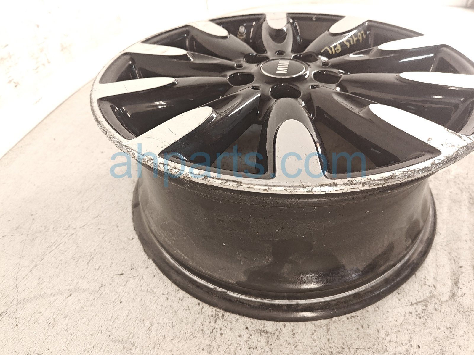 2017 BMW Mini Cooper Front Driver Wheel / Rim 36 11 6 855 111 Replacement 2017 BMW Mini Cooper Front Driver Wheel / Rim 36 11 6 855 111 Replacement thumbnail
