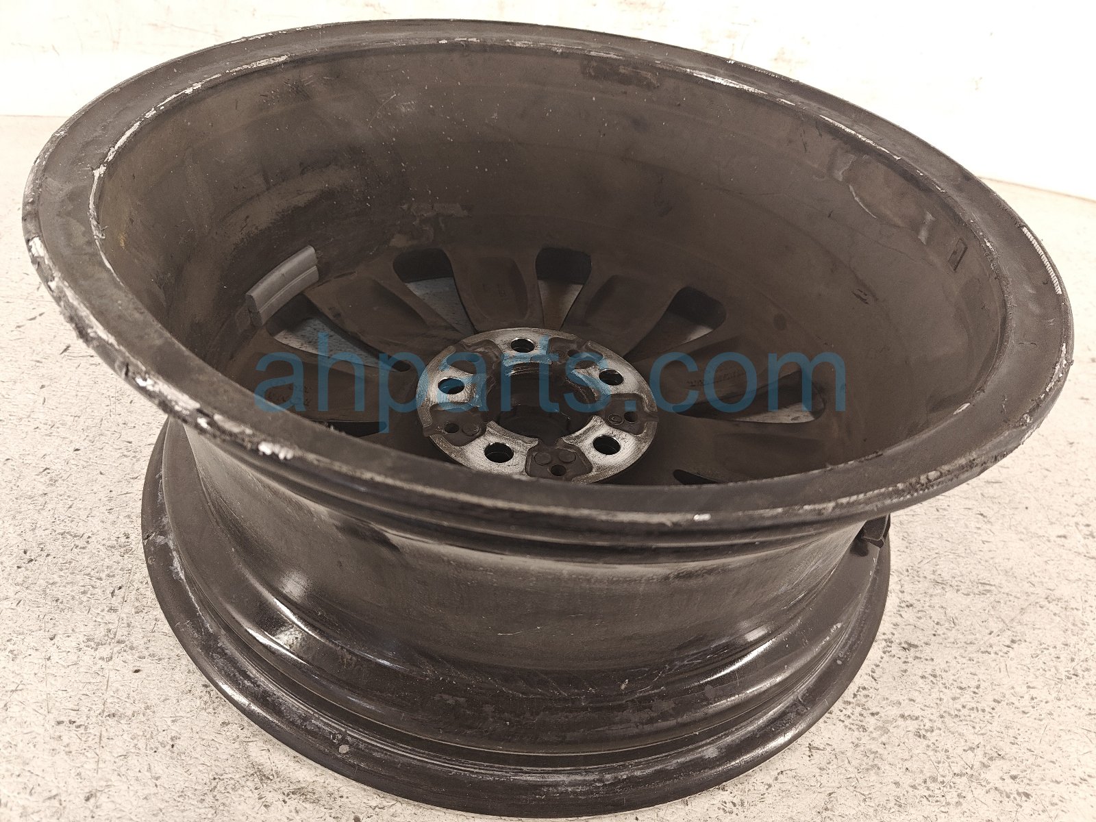 2017 BMW Mini Cooper Front Driver Wheel / Rim 36 11 6 855 111 Replacement 2017 BMW Mini Cooper Front Driver Wheel / Rim 36 11 6 855 111 Replacement thumbnail