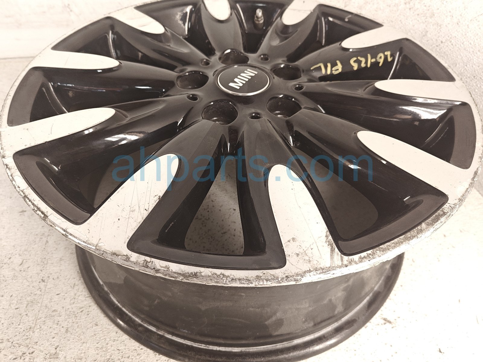 2017 BMW Mini Cooper Front Driver Wheel / Rim 36 11 6 855 111 Replacement 2017 BMW Mini Cooper Front Driver Wheel / Rim 36 11 6 855 111 Replacement thumbnail