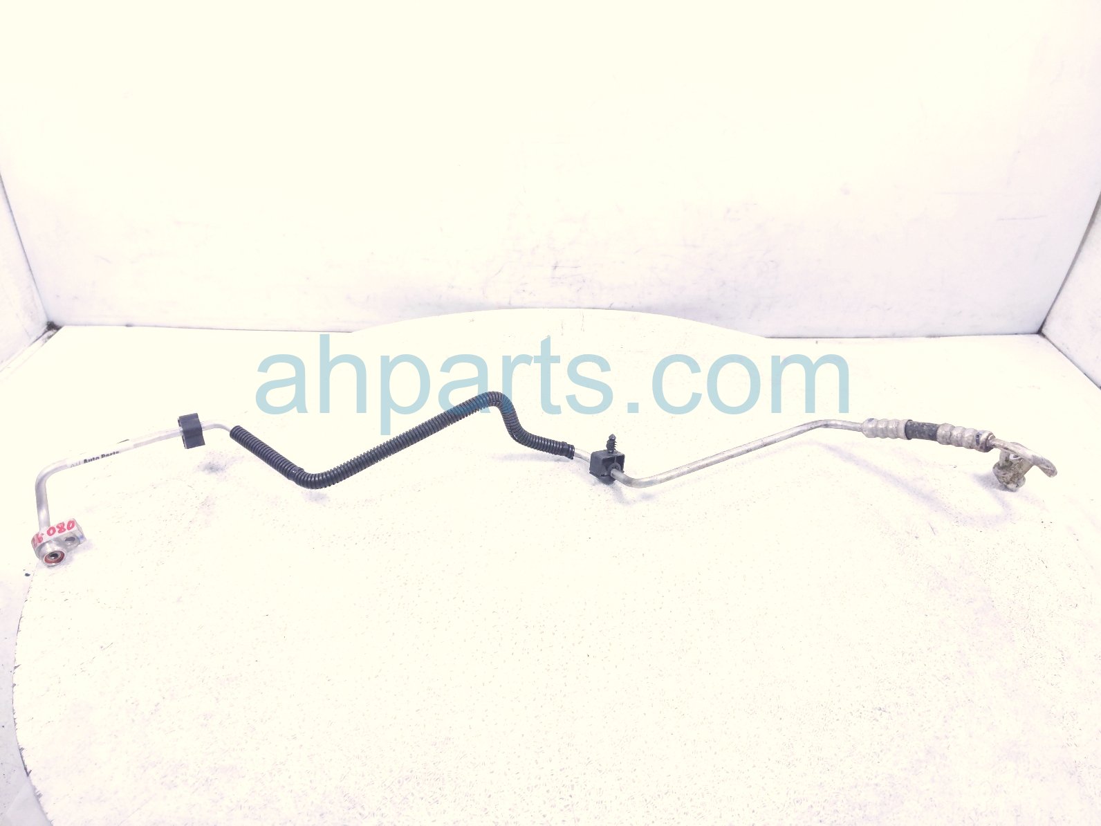 2020 Ford Mustang Ac Pipe Line A/c Refrigerant Liquid Hose 5.0l JR3Z 19835 H Replacement 2020 Ford Mustang Ac Pipe Line A/c Refrigerant Liquid Hose 5.0l JR3Z 19835 H Replacement thumbnail