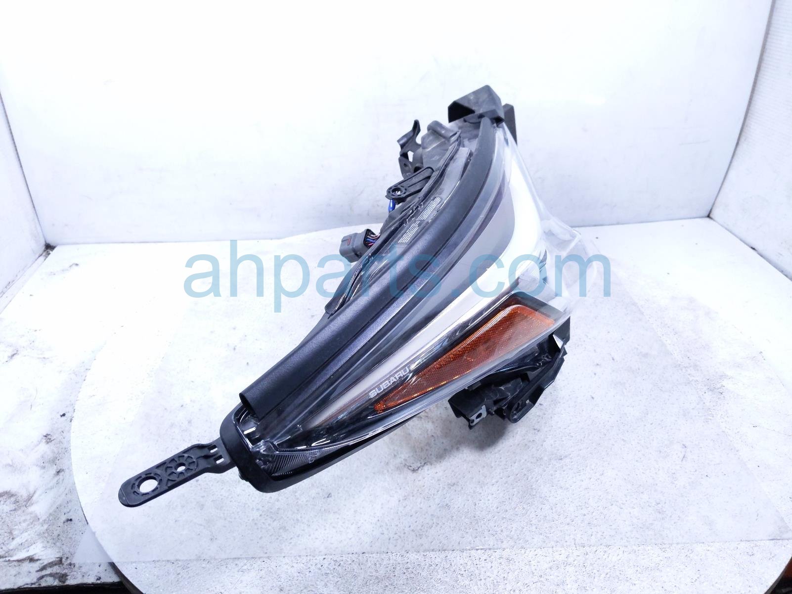 2025 Subaru Crosstrek Headlight Passenger Headlamp / Light 84001FN001 Replacement 2025 Subaru Crosstrek Headlight Passenger Headlamp / Light 84001FN001 Replacement thumbnail