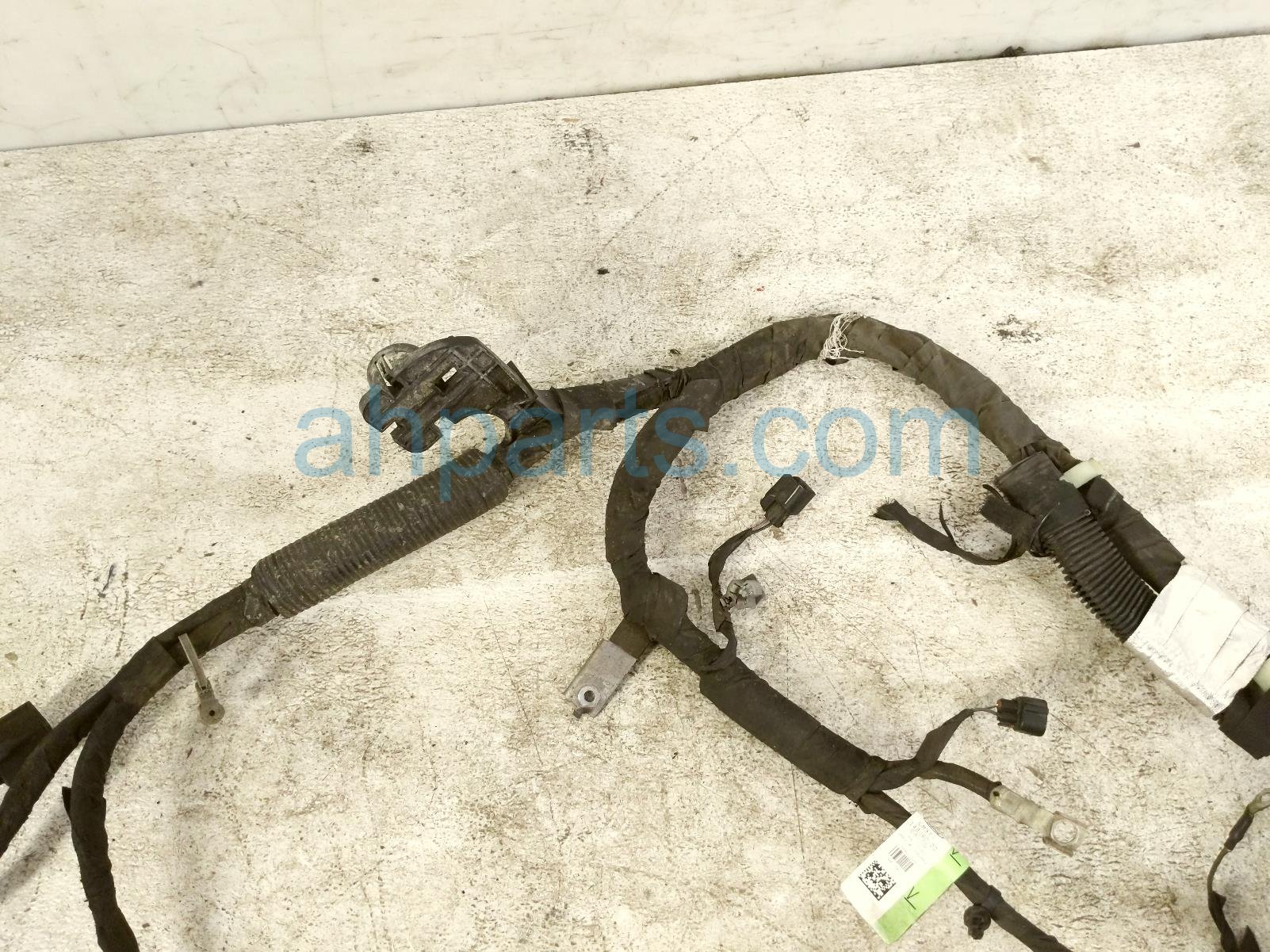 2020 Ford Mustang Battery Cable Harness 5.0l LR3T 14B060 DD Replacement 2020 Ford Mustang Battery Cable Harness 5.0l LR3T 14B060 DD Replacement thumbnail