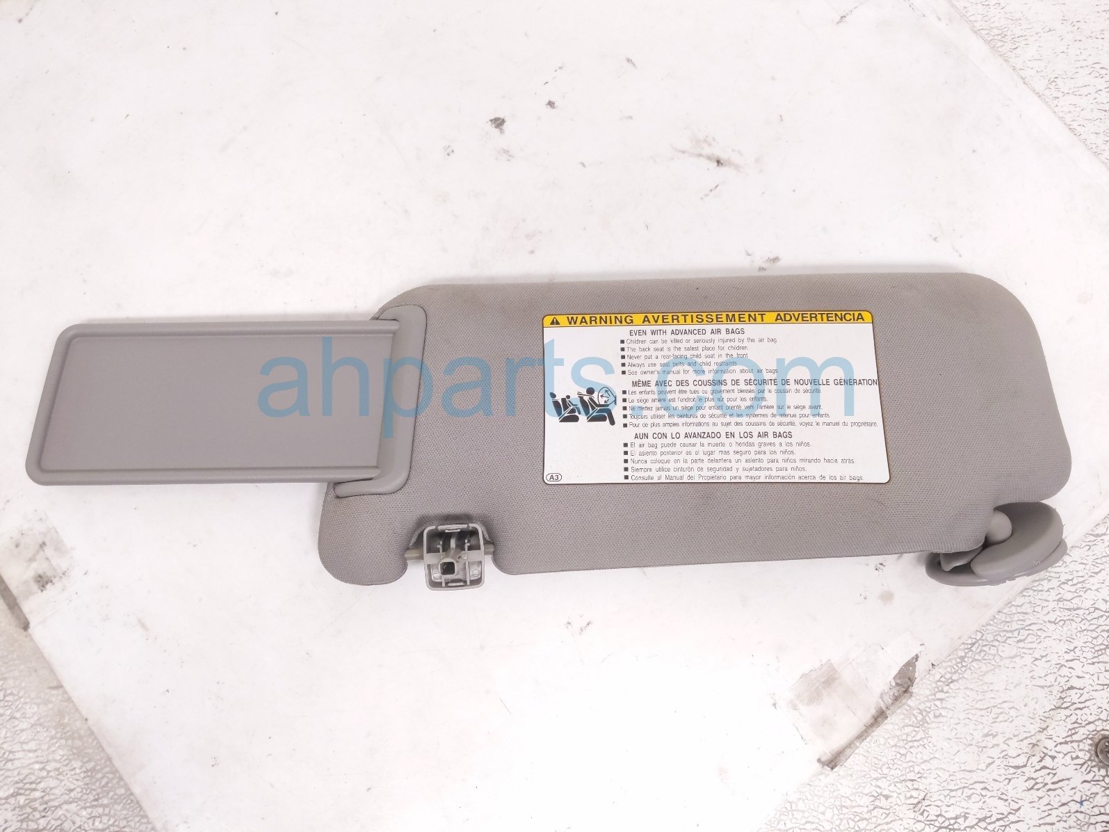 2018 Toyota Camry Passenger Sun Visor Grey 74310 33J10 B0 Replacement 2018 Toyota Camry Passenger Sun Visor Grey 74310 33J10 B0 Replacement thumbnail