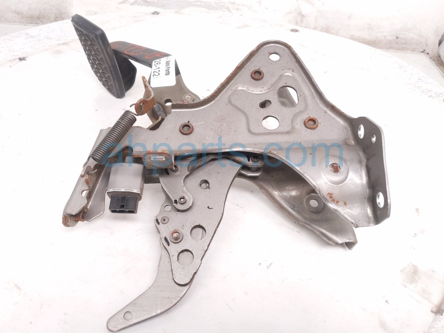 2018 Toyota Camry Brake Pedal Assy 2.5l Fwd 4711033340 Replacement 2018 Toyota Camry Brake Pedal Assy 2.5l Fwd 4711033340 Replacement thumbnail