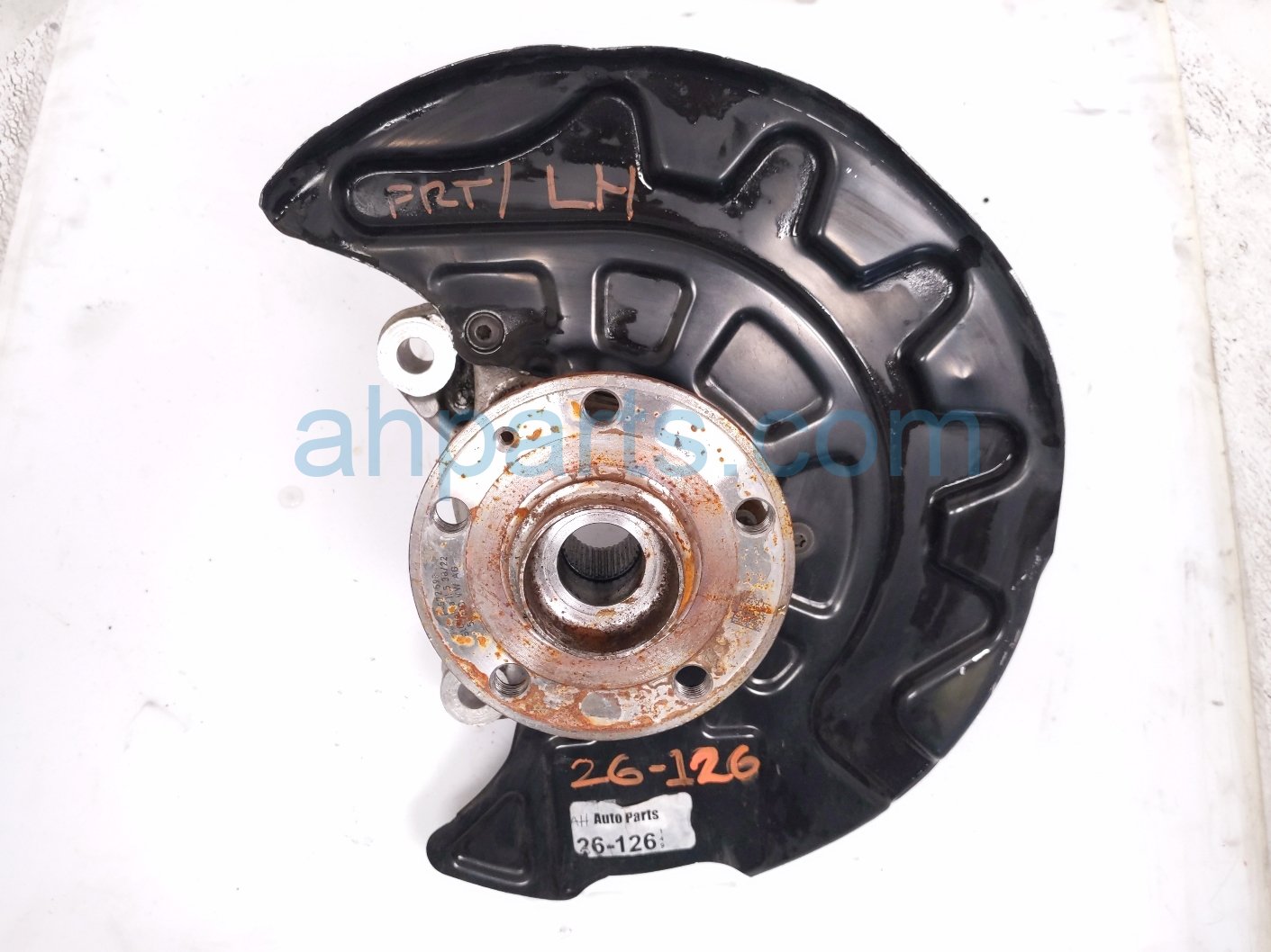 $179 Volkswagen FR/LH SPINDLE KNUCKLE HUB