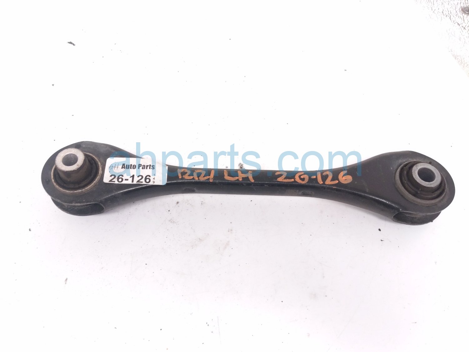 Volkswagen RR/LH TIE ROD LOWER CONTROL ARM