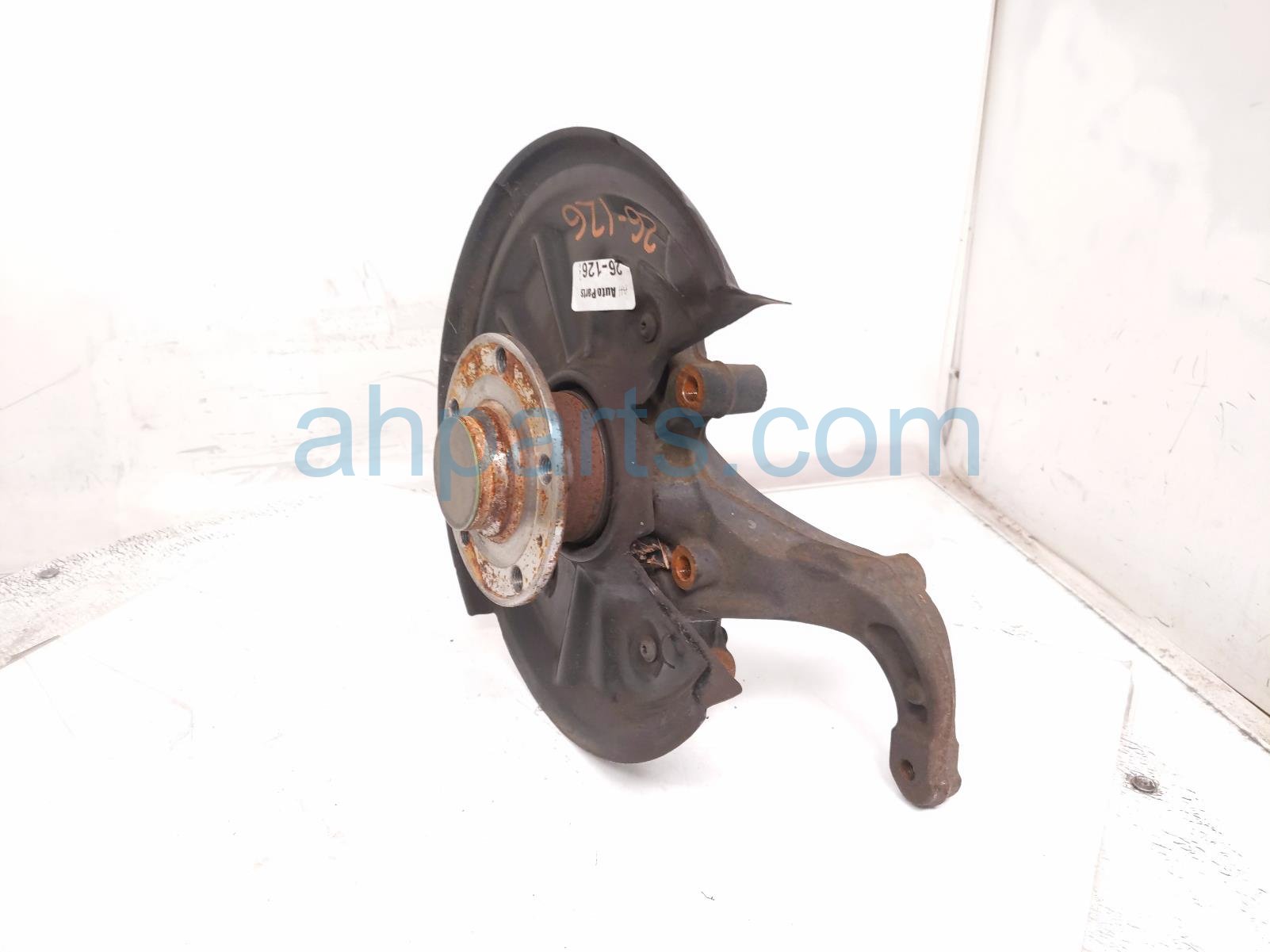 $299 Volkswagen RR/RH SPINDLE KNUCKLE HUB