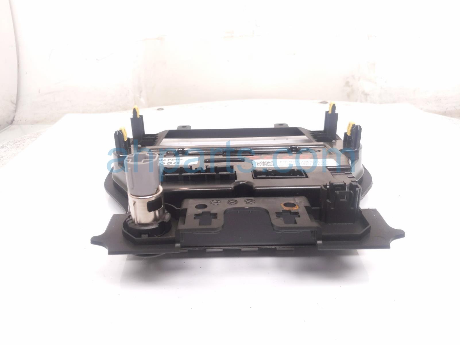 2020 Ford Mustang Radio Climate Control Panel LR3T 18E245 FA Replacement 2020 Ford Mustang Radio Climate Control Panel LR3T 18E245 FA Replacement thumbnail