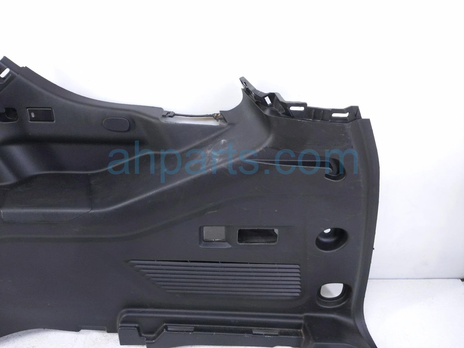 2022 Chevy Tahoe Passenger Rear Quarter Trim Panel Blk 84772058 Replacement 2022 Chevy Tahoe Passenger Rear Quarter Trim Panel Blk 84772058 Replacement thumbnail