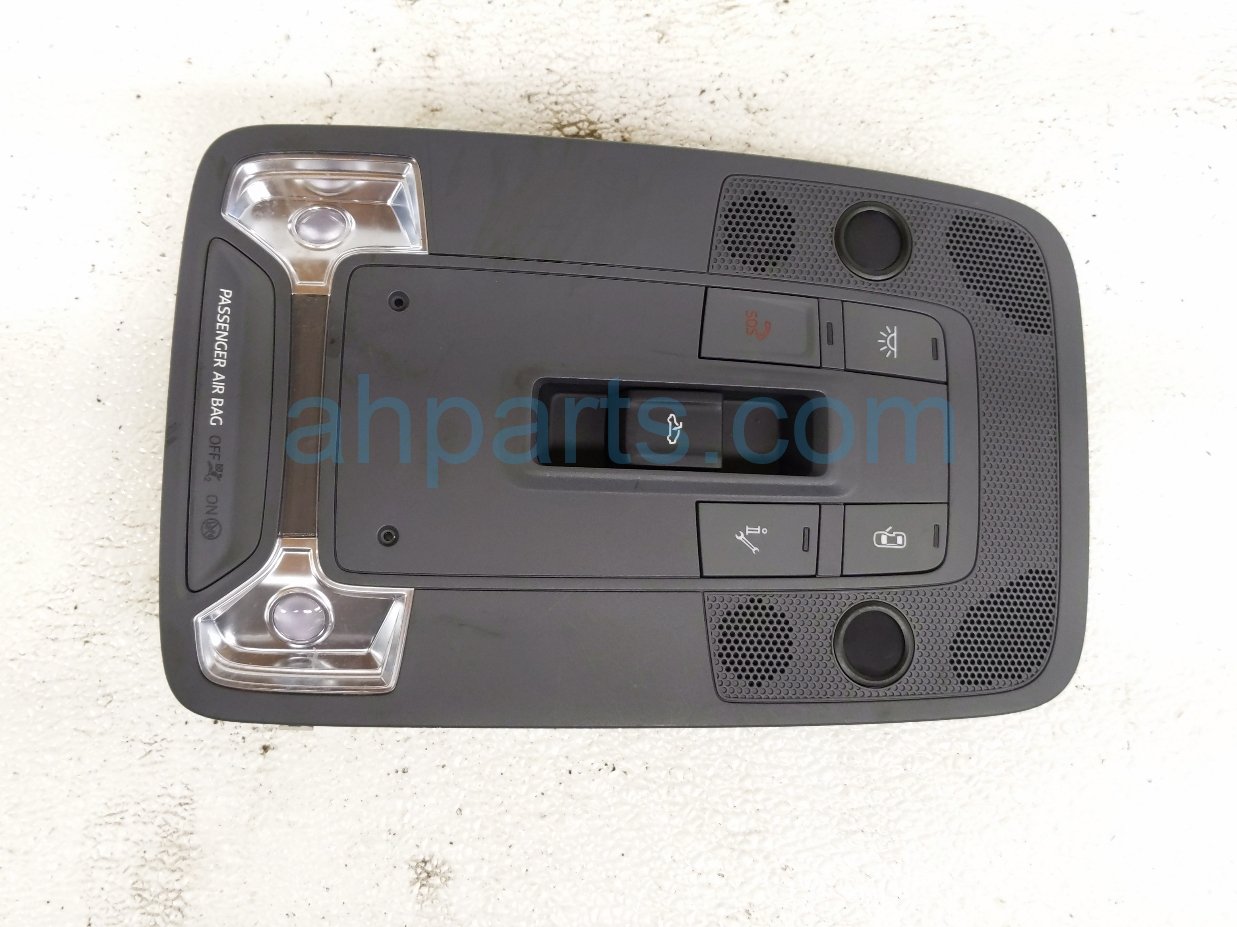 2023 Audi A3 Audi Overhead Console / Map Light Black 8Y0 947 135 H AZ3 Replacement 2023 Audi A3 Audi Overhead Console / Map Light Black 8Y0 947 135 H AZ3 Replacement thumbnail