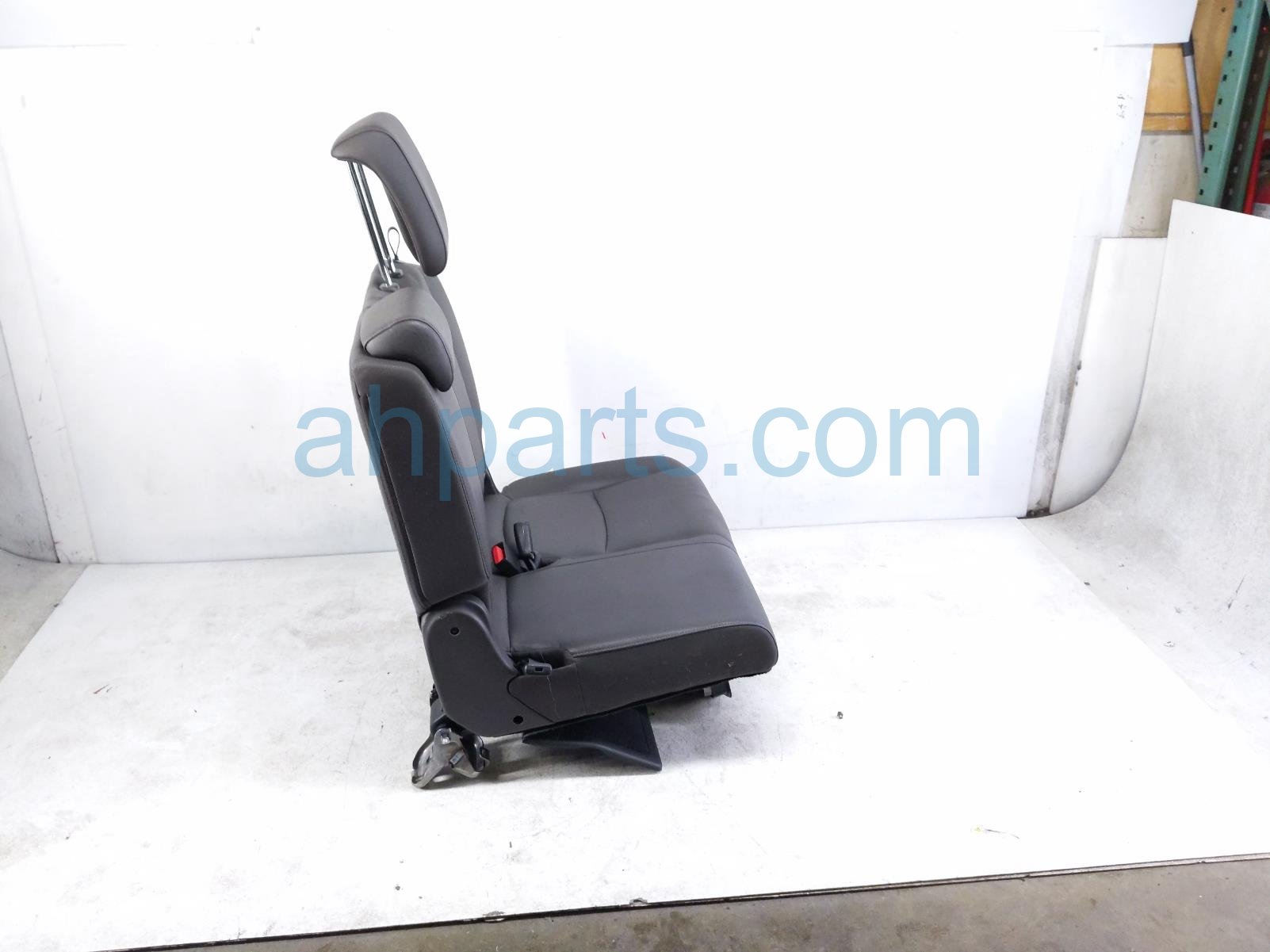 2022 Honda Odyssey Rear / Back (3rd Row) 3rd Row Driver Seat Mocha Leather 82521 THR L41ZD Replacement 2022 Honda Odyssey Rear / Back (3rd Row) 3rd Row Driver Seat Mocha Leather 82521 THR L41ZD Replacement thumbnail