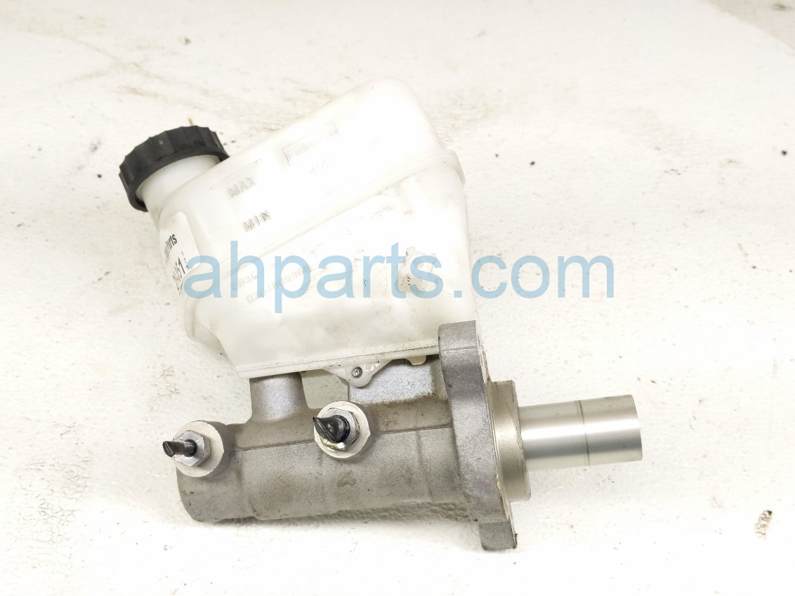 $65 Ford BRAKE MASTER CYLINDER - 2.3L