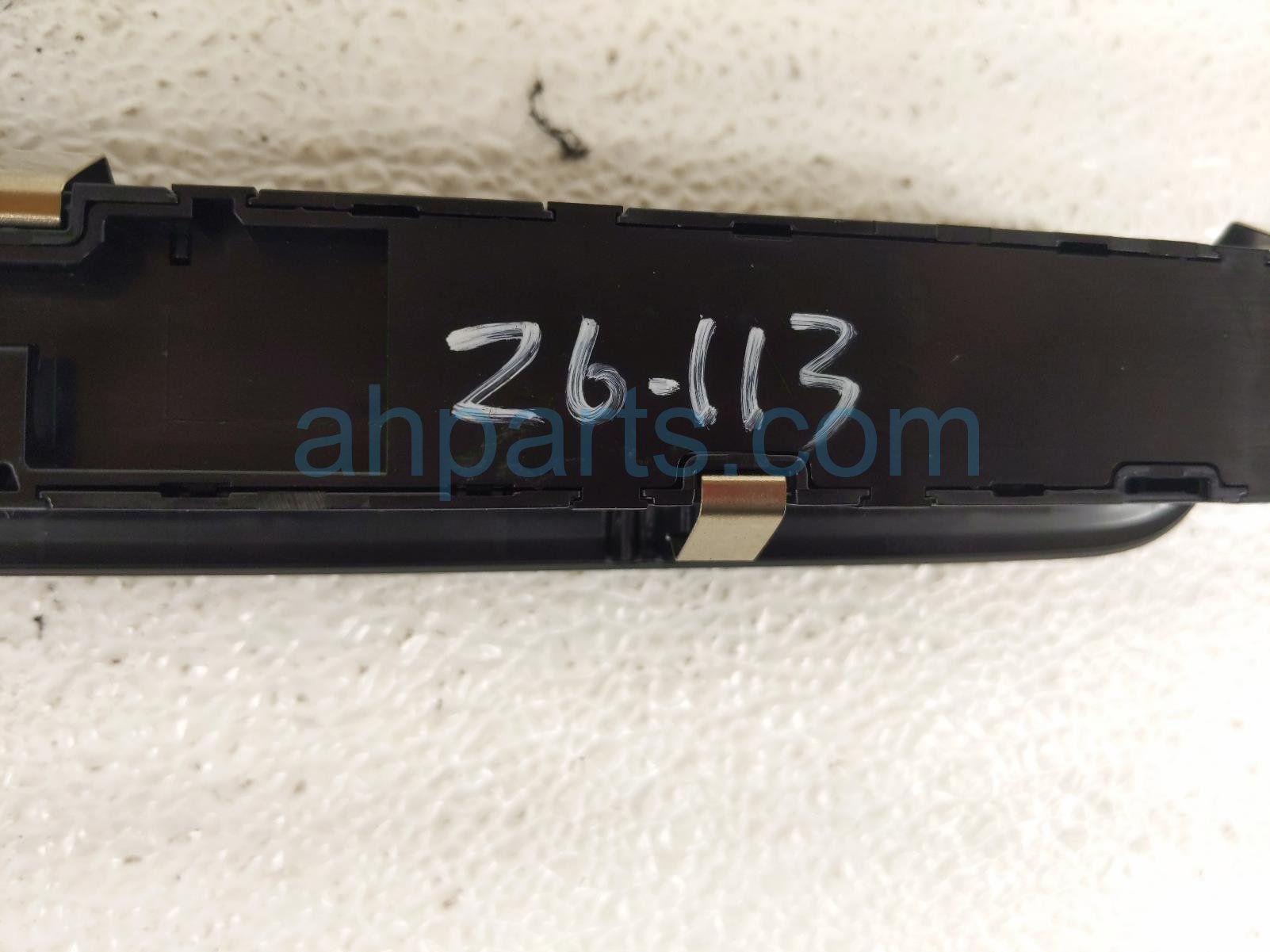 2025 BMW I4 Radio Vol Hazard Sw Panel ctr 61 31 5 A63 F19 Replacement 2025 BMW I4 Radio Vol Hazard Sw Panel ctr 61 31 5 A63 F19 Replacement thumbnail